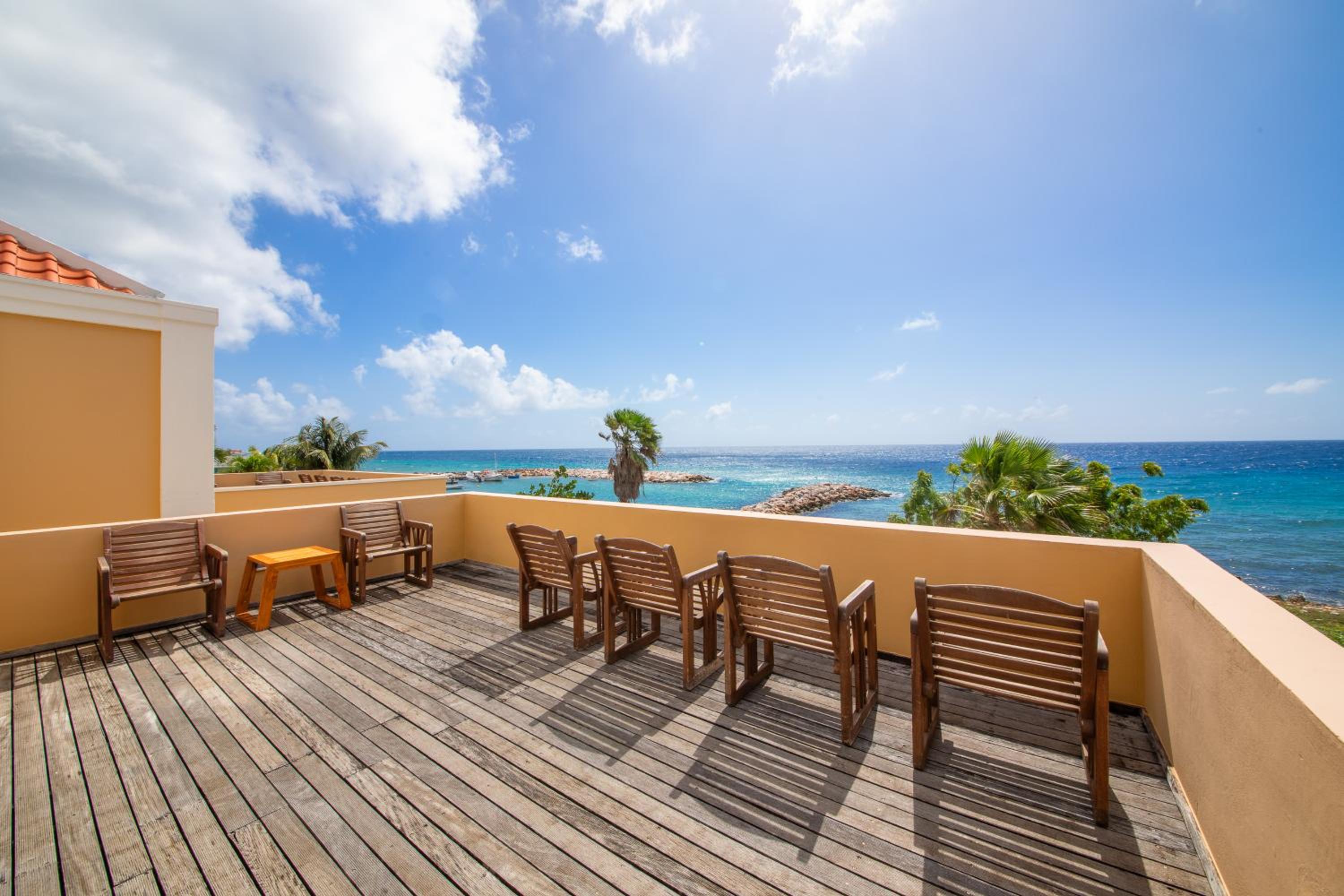 Atlantis Beach House