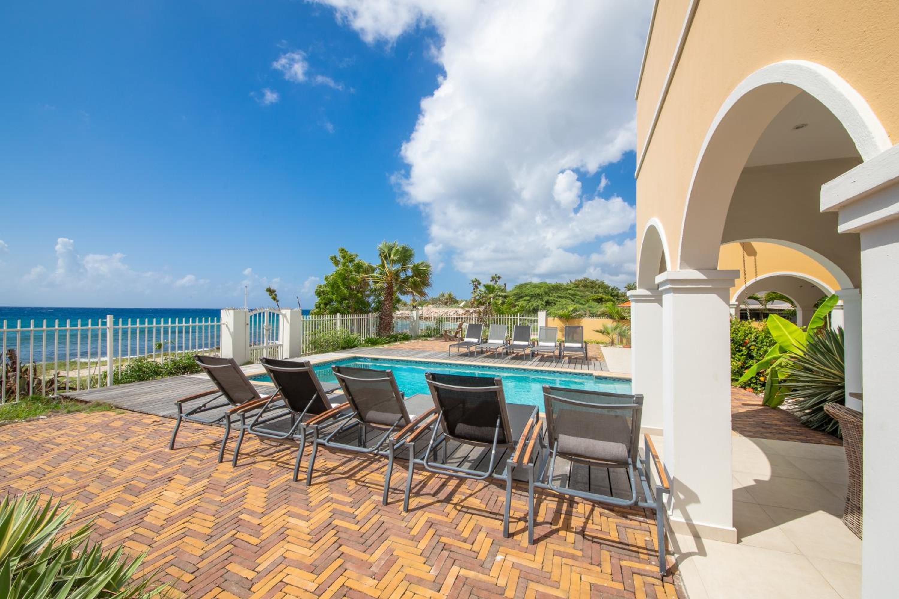 Atlantis Beach House