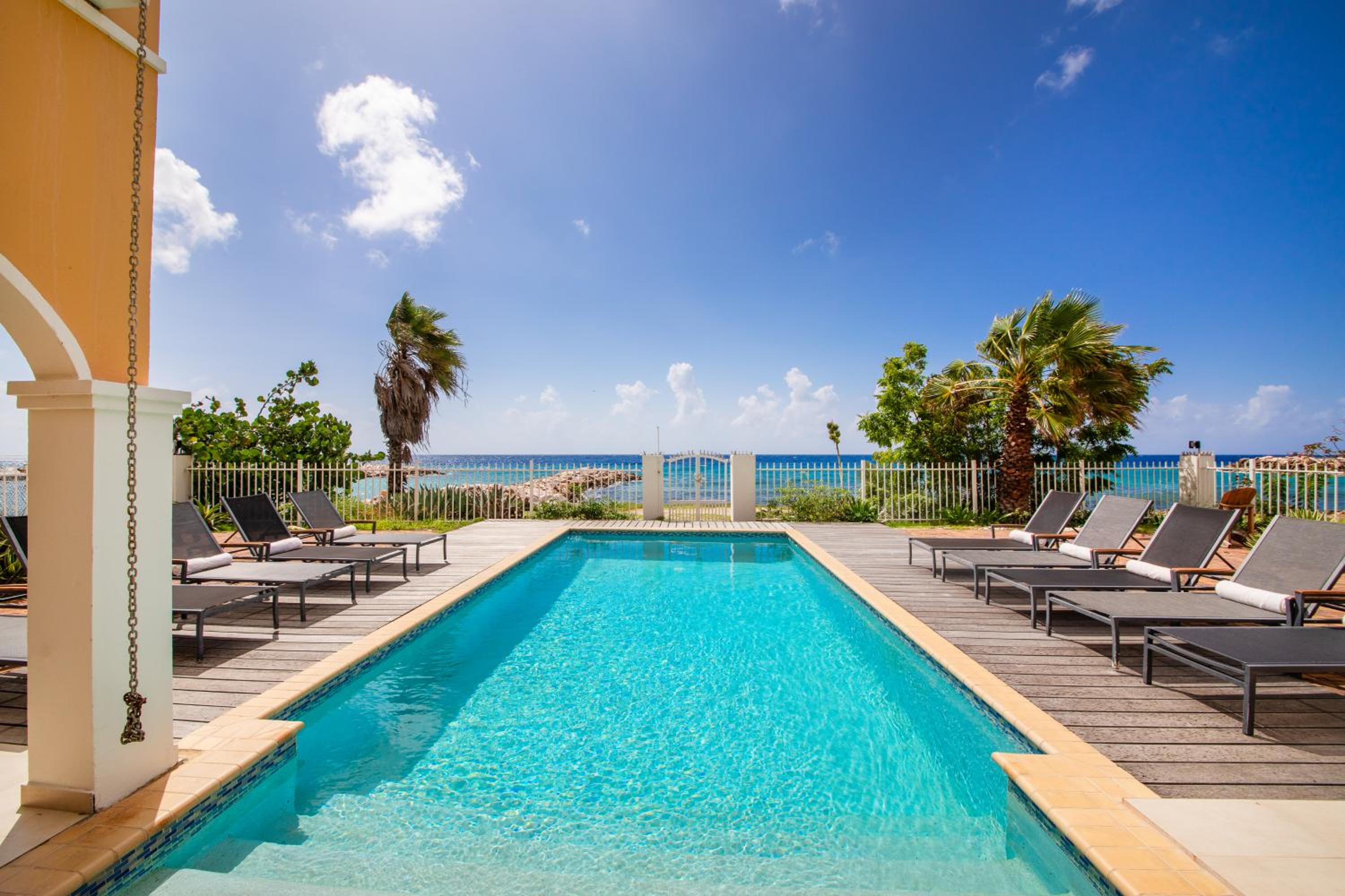 Atlantis Beach House