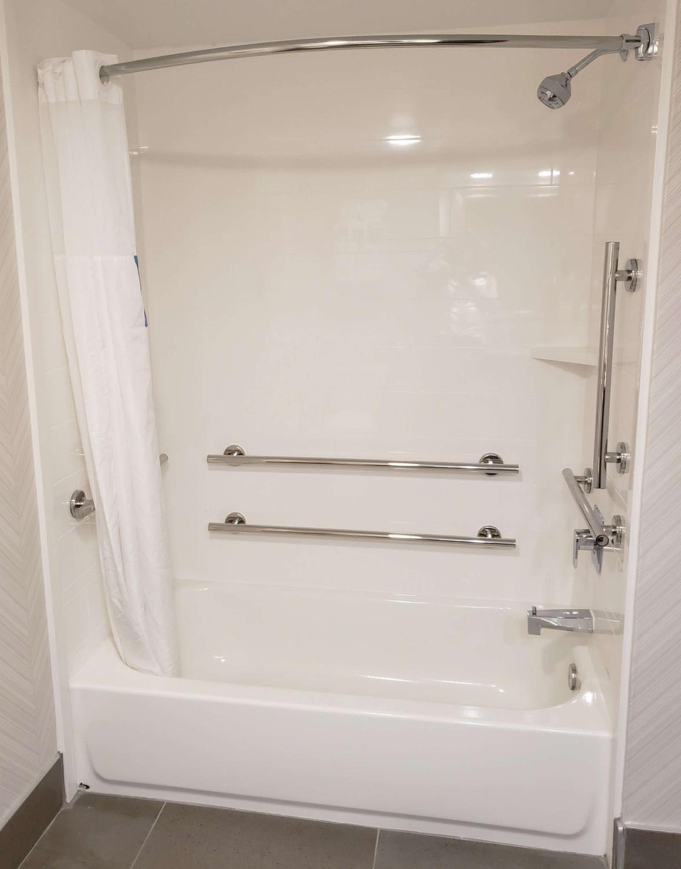 Hampton Inn Johnstown, Photo 11