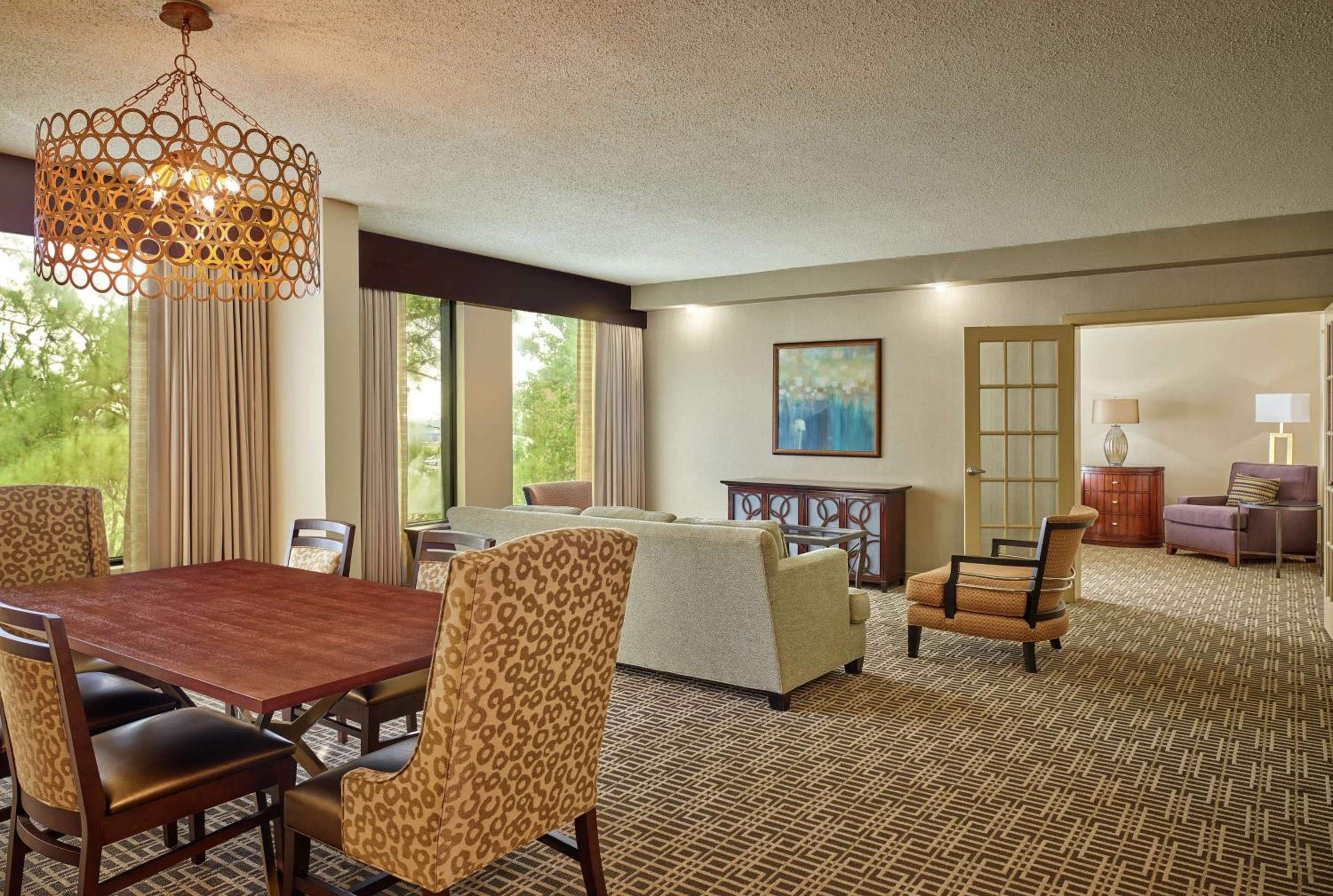 DoubleTree by Hilton Houston Intercontinental Airport - Property Image 19