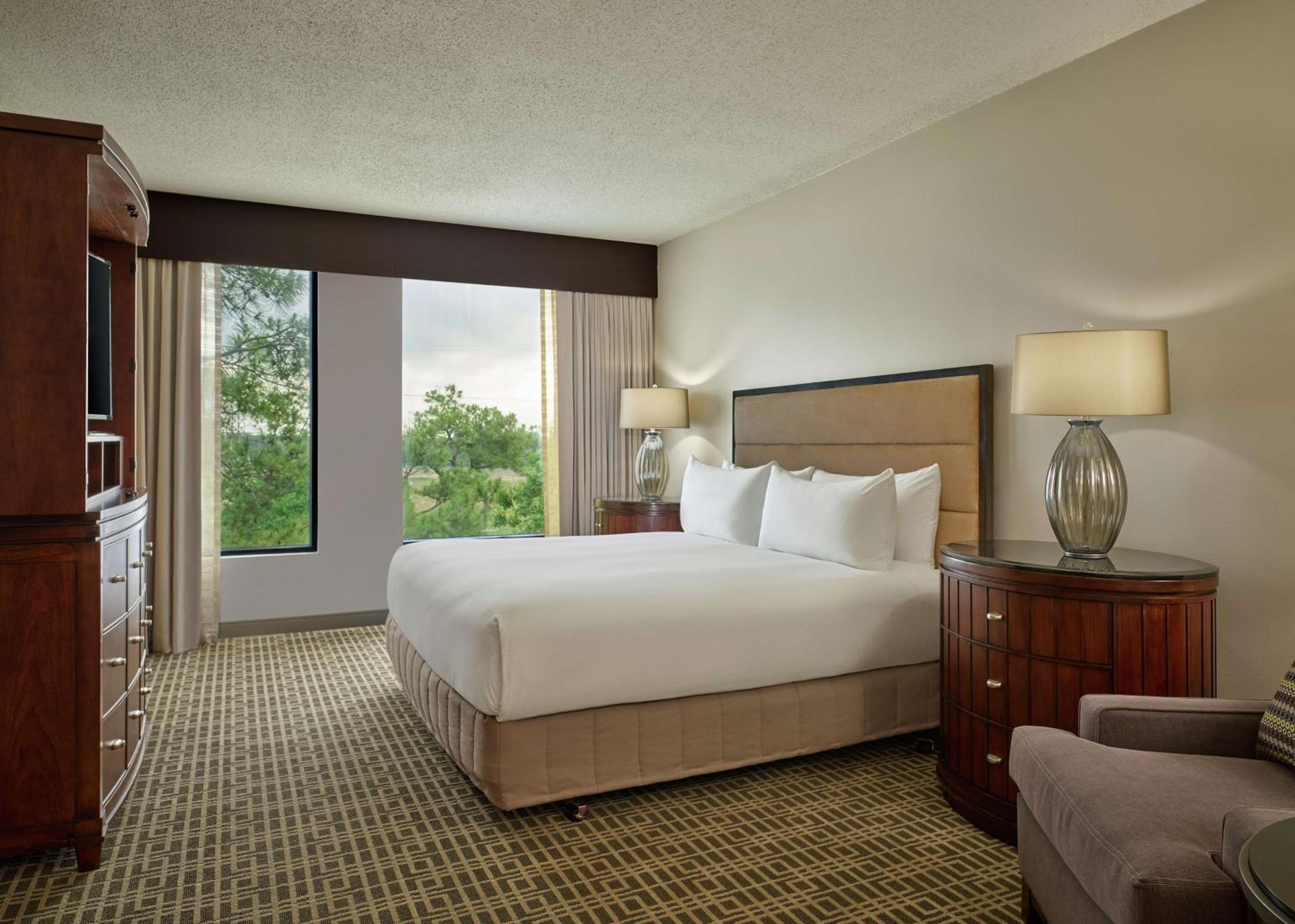 DoubleTree by Hilton Houston Intercontinental Airport - Property Image 3