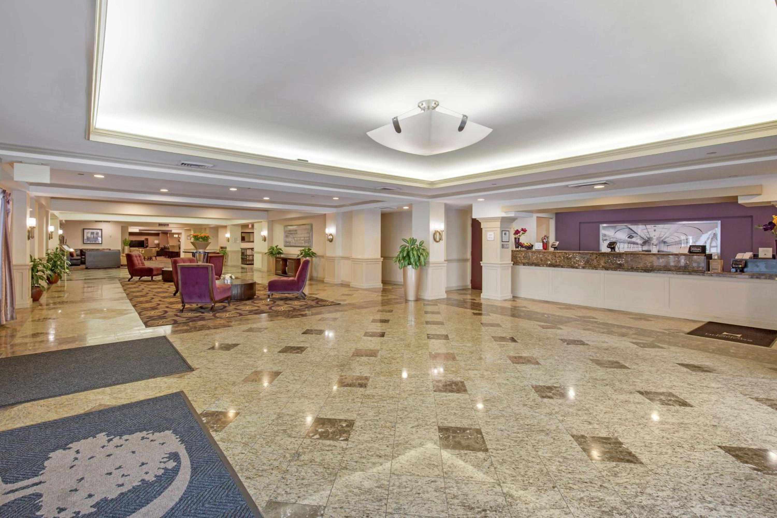 Wilmington Vacations - DoubleTree by Hilton Downtown Wilmington - Legal District - Property Image 2