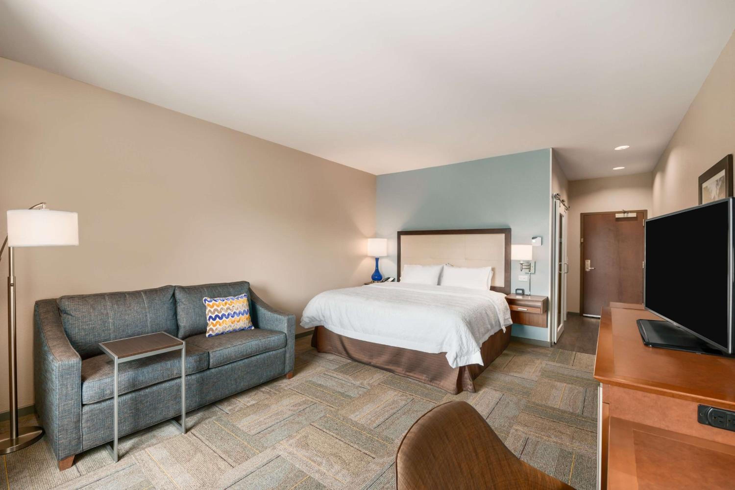 Hampton Inn  Suites - Lavonia, GA - Property Image 6