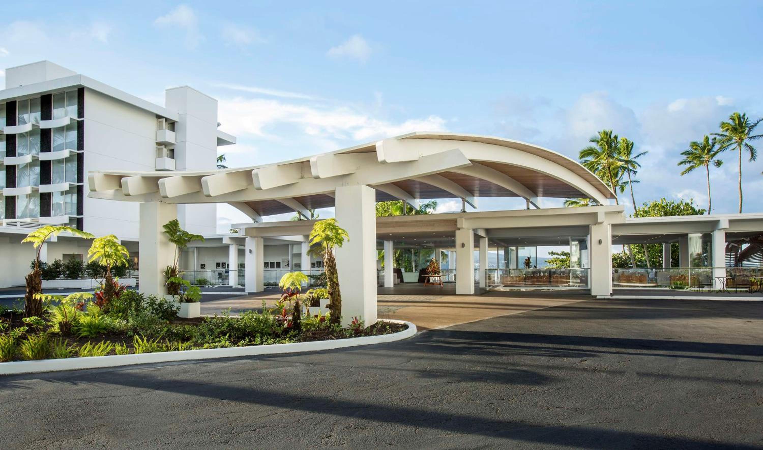 Big Island Vacations - Grand Naniloa Hotel, a Doubletree by Hilton - Property Image 4