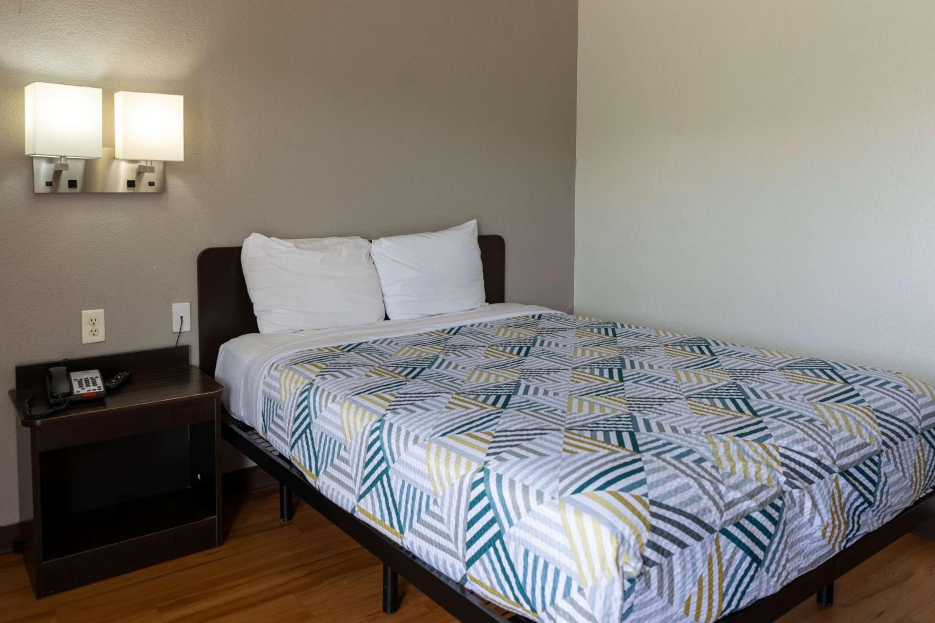 Motel 6-Lufkin, TX