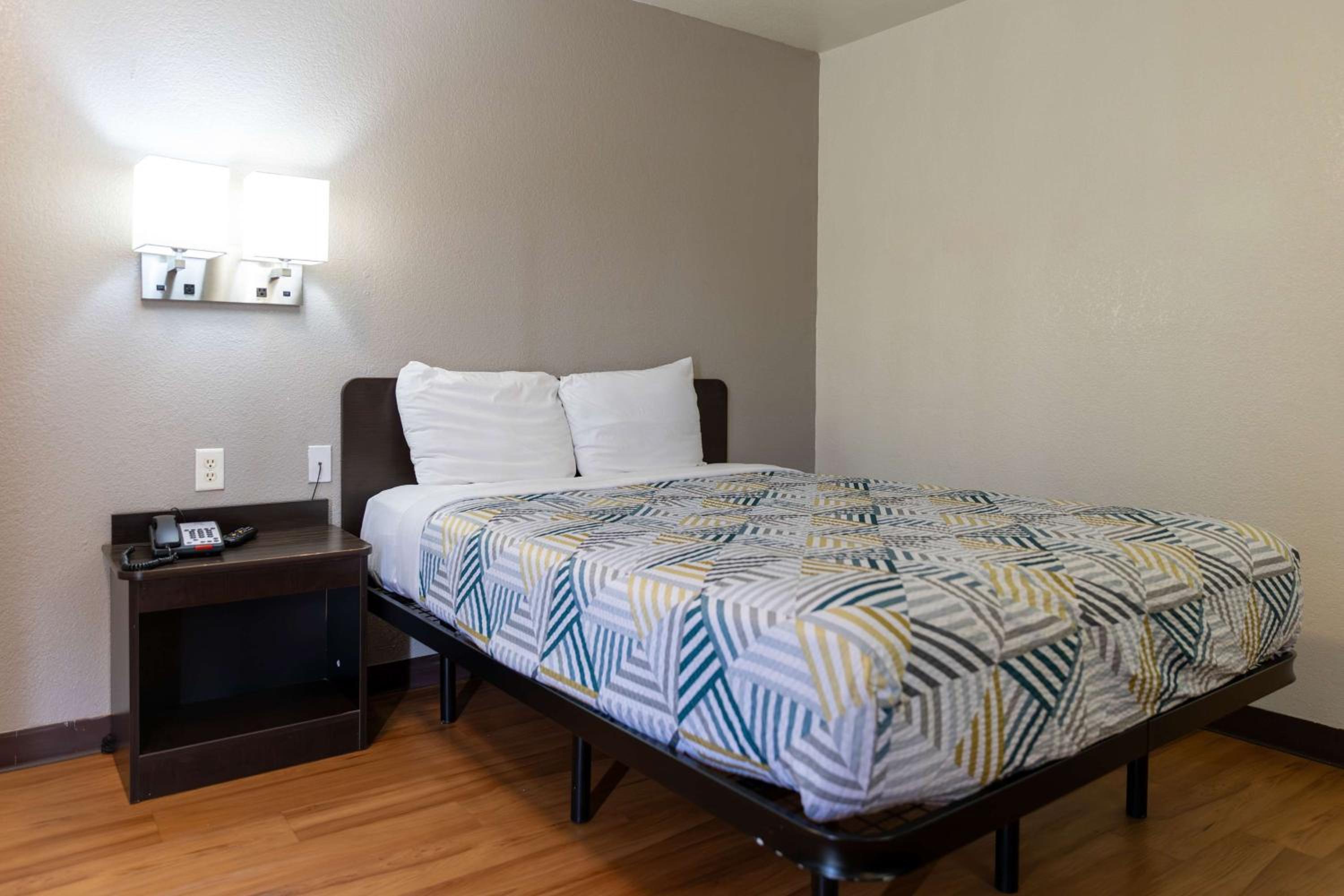 Motel 6-Lufkin, TX