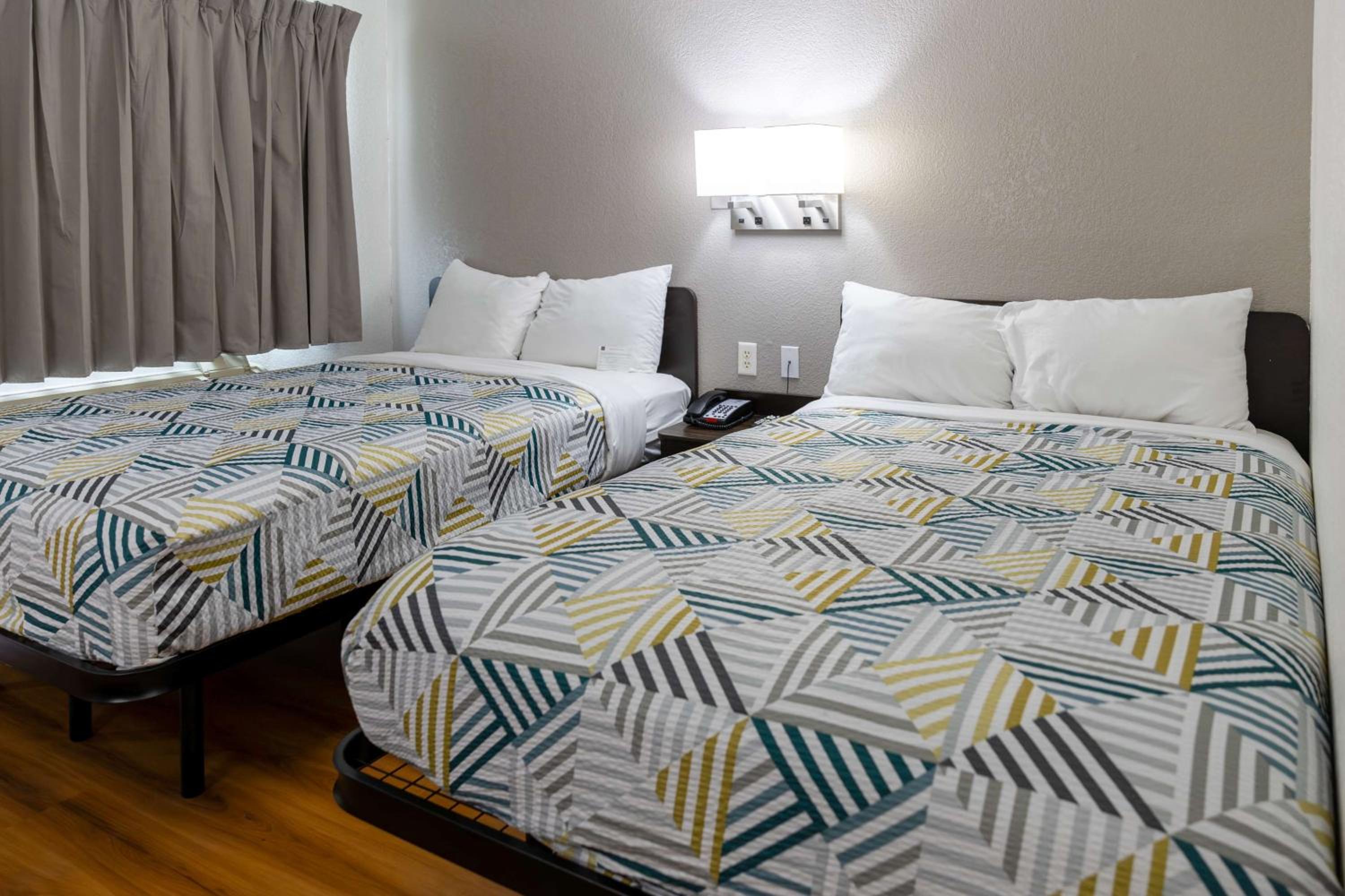 Motel 6-Lufkin, TX