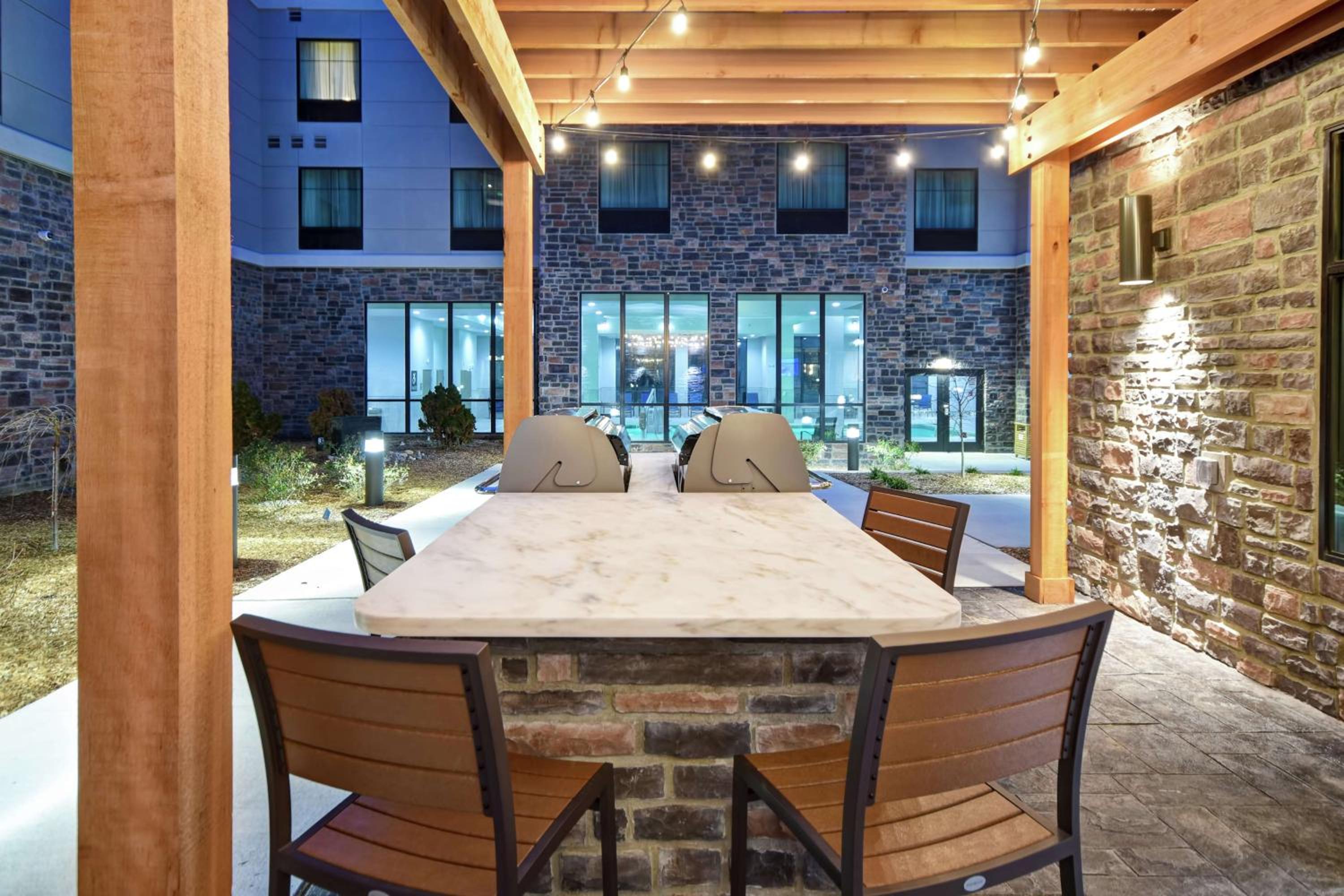 Gulf Shores Vacations - Homewood Suites By Hilton Orange New Haven - Property Image 25