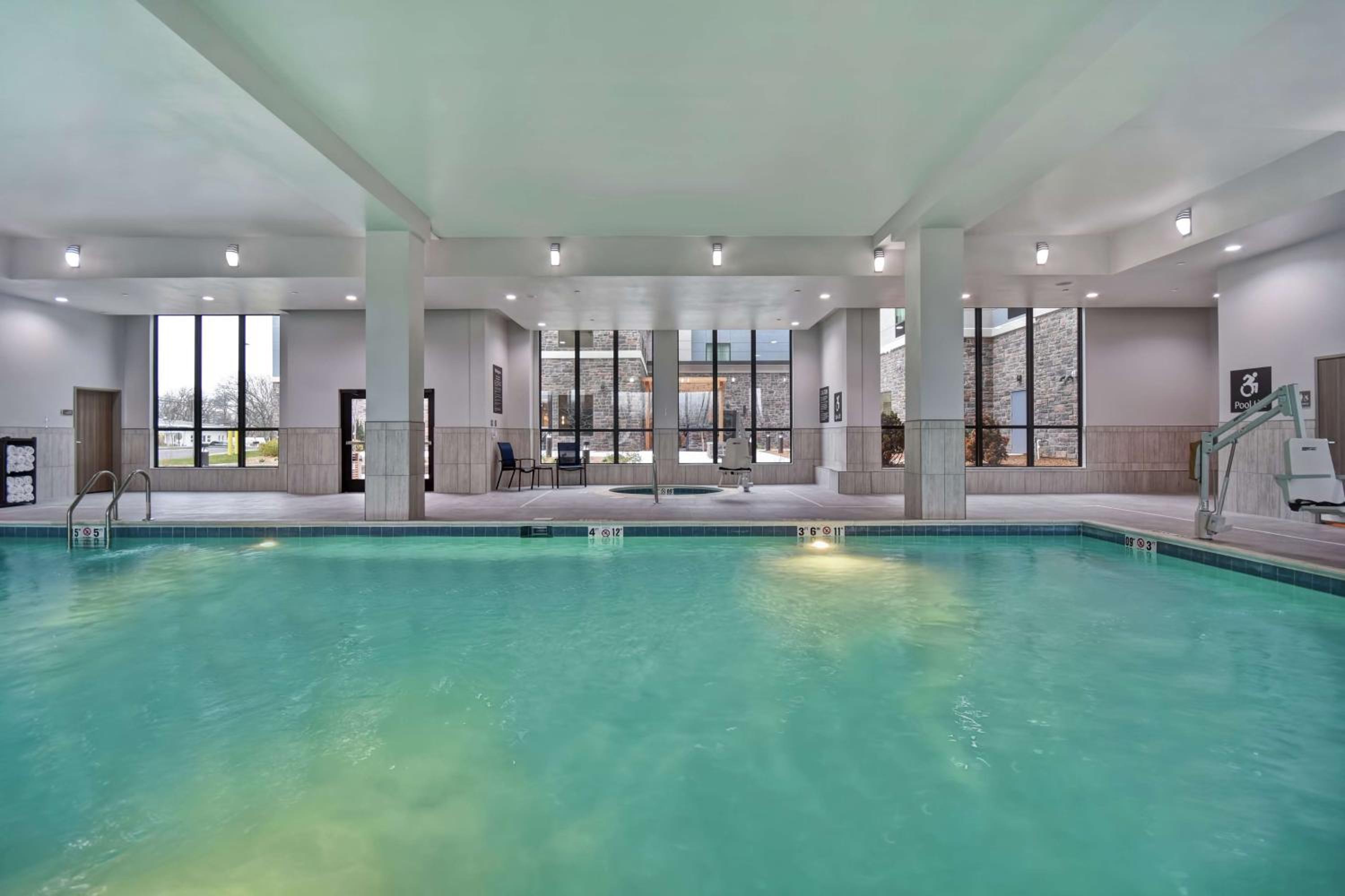 Gulf Shores Vacations - Homewood Suites By Hilton Orange New Haven - Property Image 13
