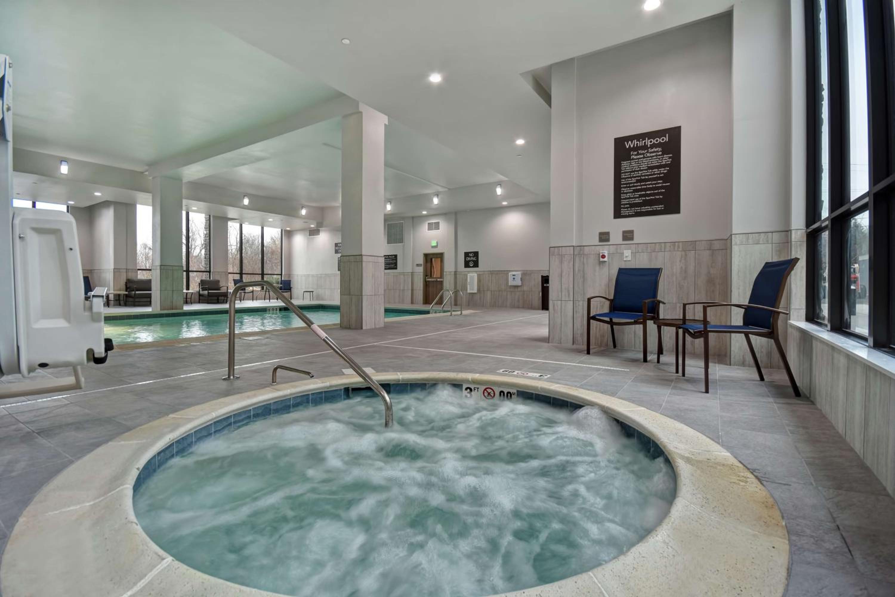 Gulf Shores Vacations - Homewood Suites By Hilton Orange New Haven - Property Image 2