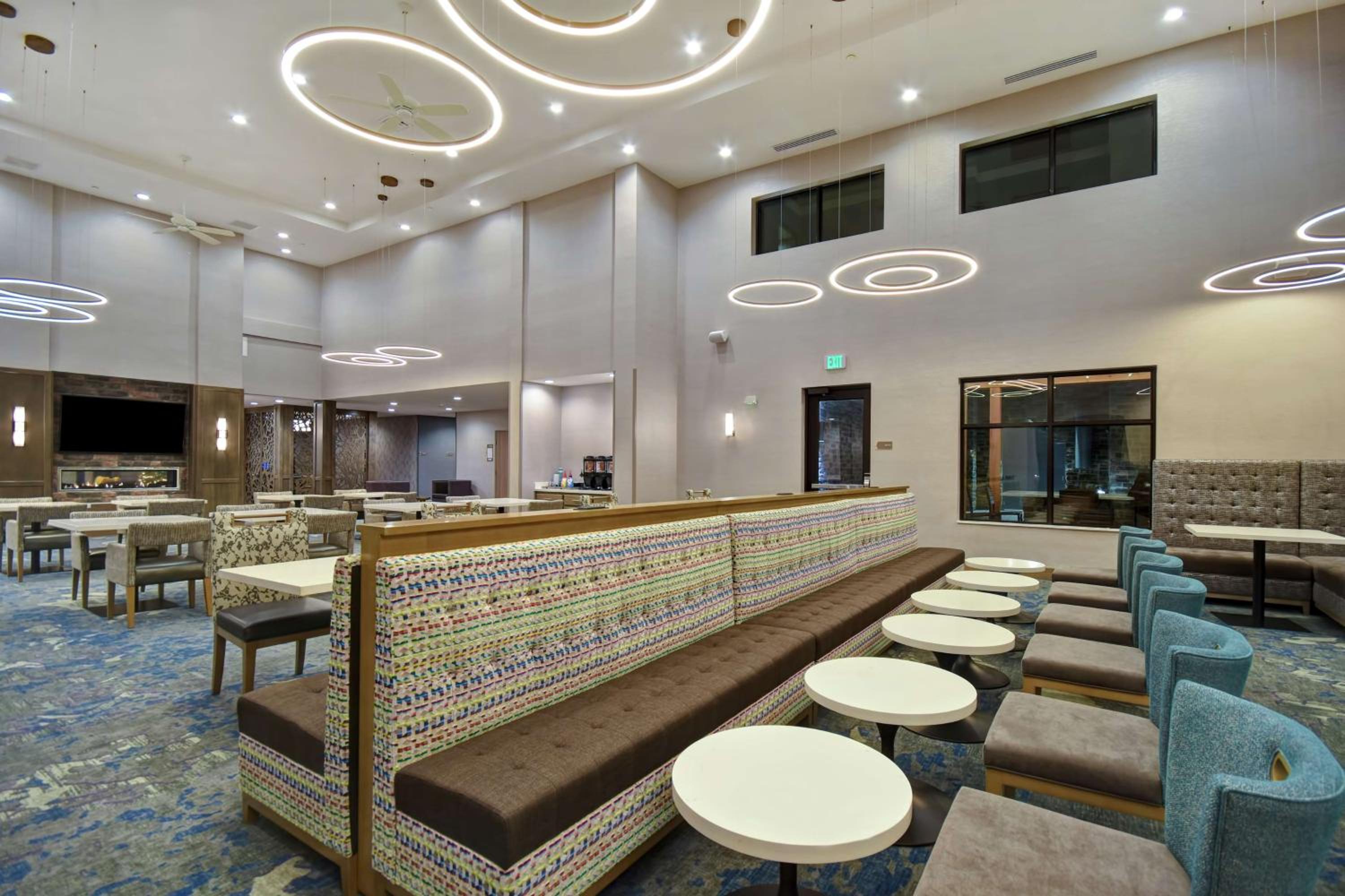 Gulf Shores Vacations - Homewood Suites By Hilton Orange New Haven - Property Image 9