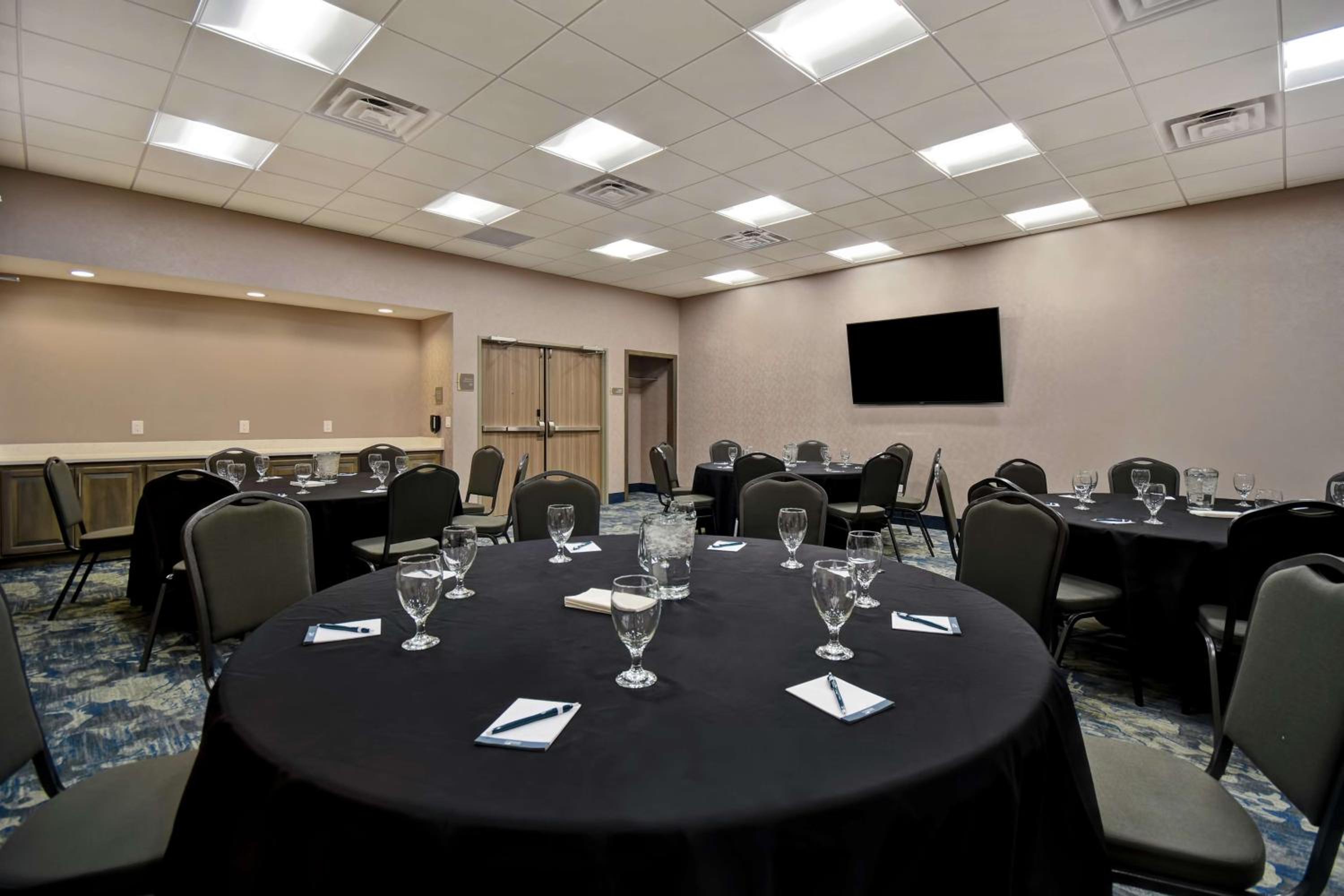 Gulf Shores Vacations - Homewood Suites By Hilton Orange New Haven - Property Image 32