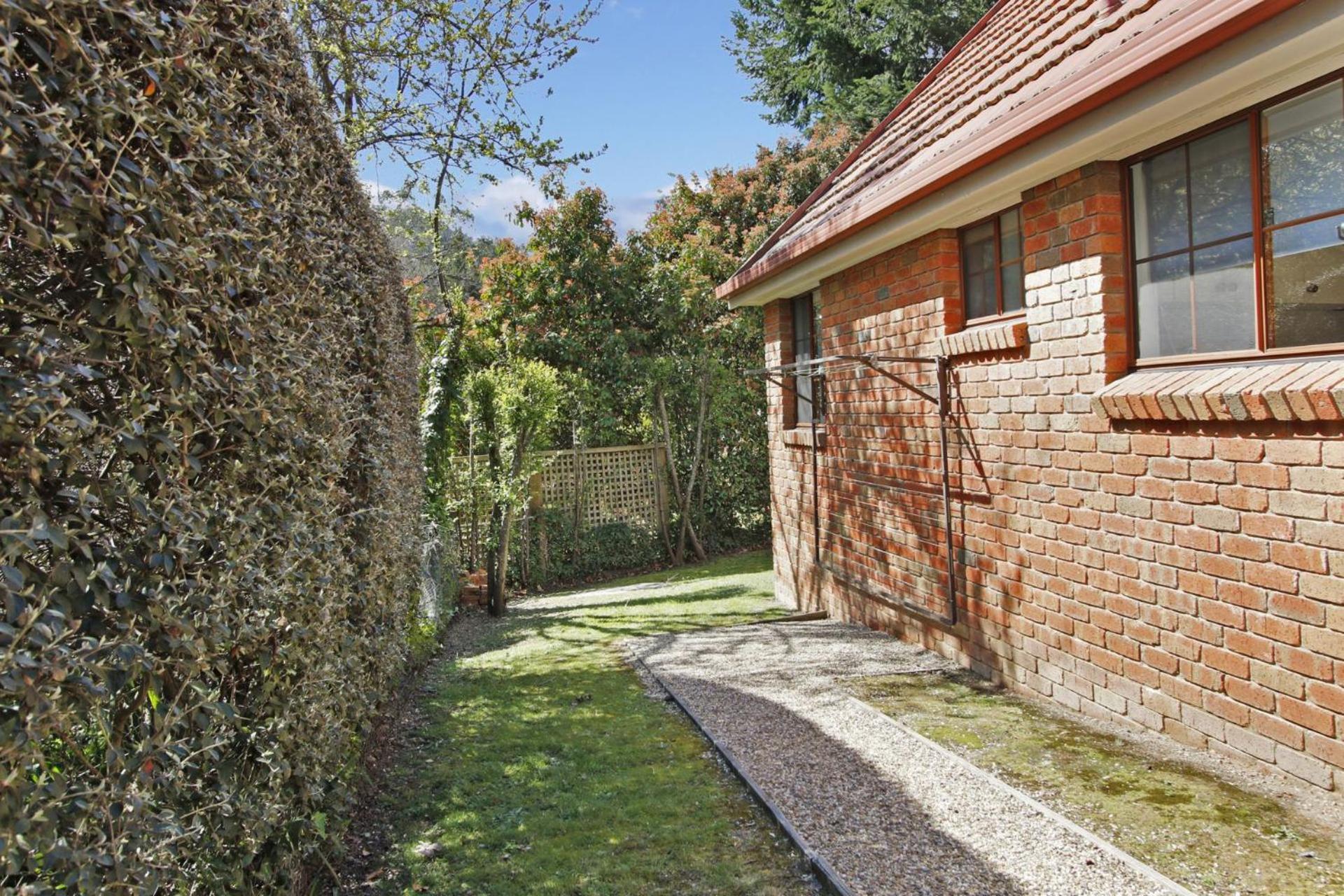 Cedar Cottage - Unit 3 Tudor Village