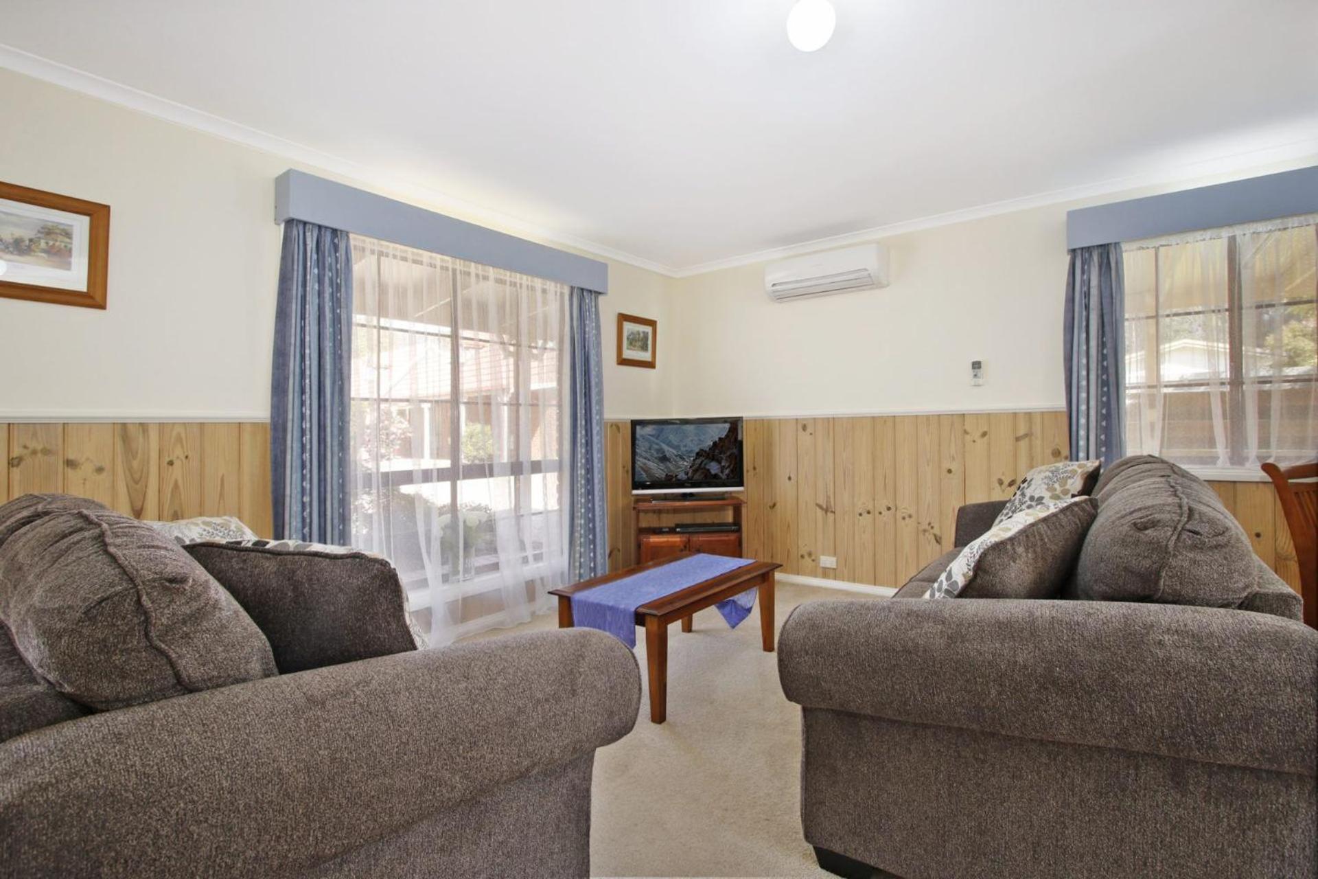 Cedar Cottage - Unit 3 Tudor Village