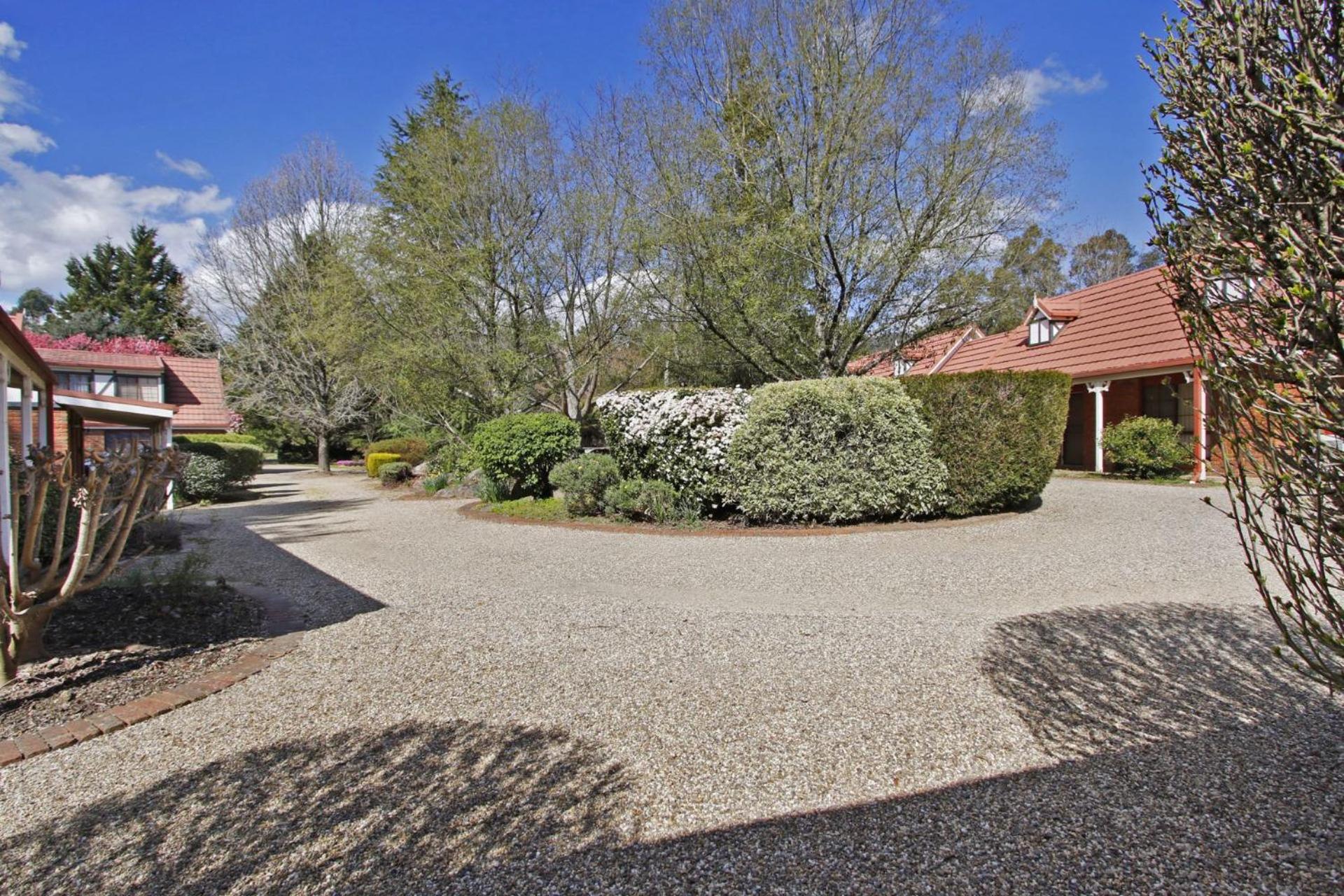 Cedar Cottage - Unit 3 Tudor Village