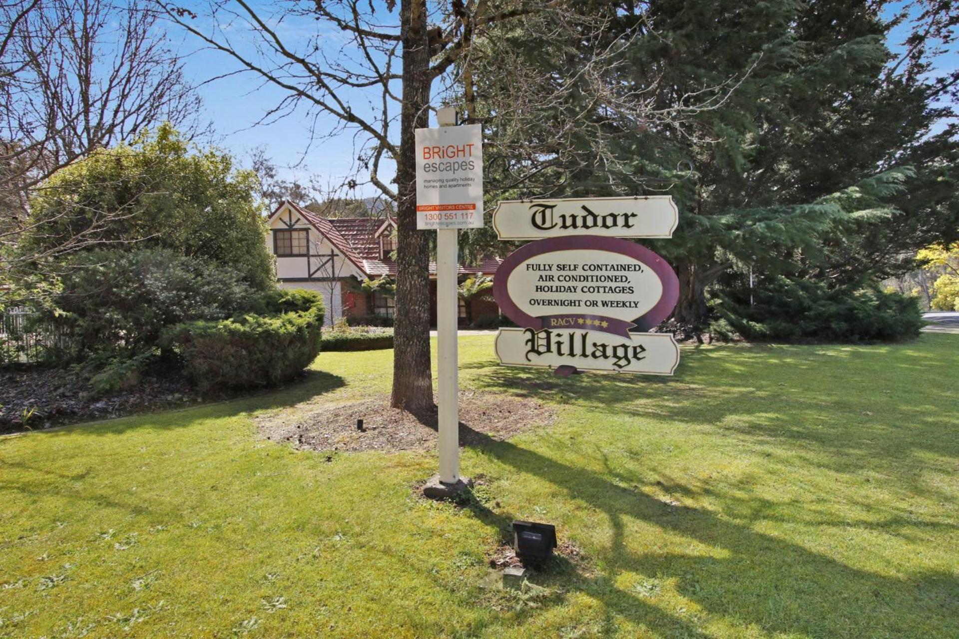 Cedar Cottage - Unit 3 Tudor Village