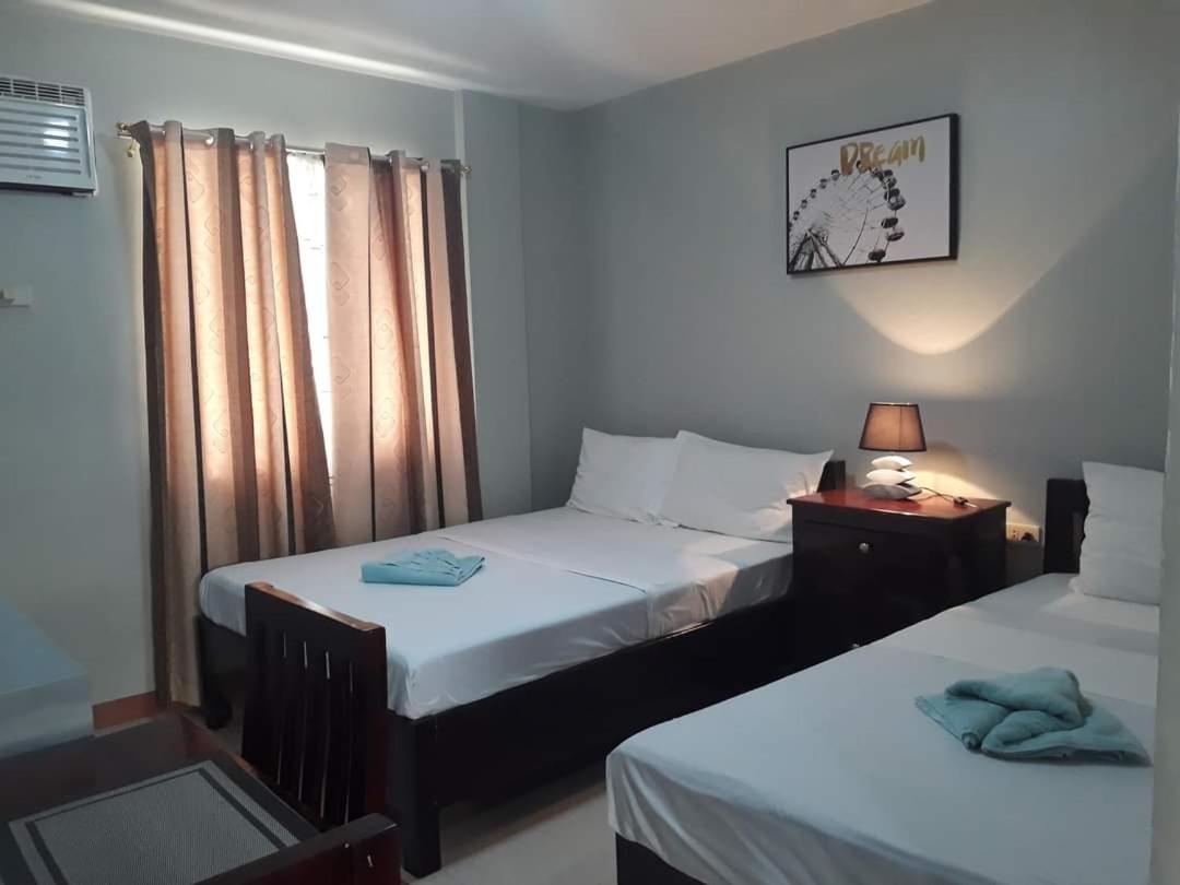 Felli`s Guest House view 5