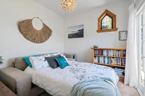 Seaglass Cottage