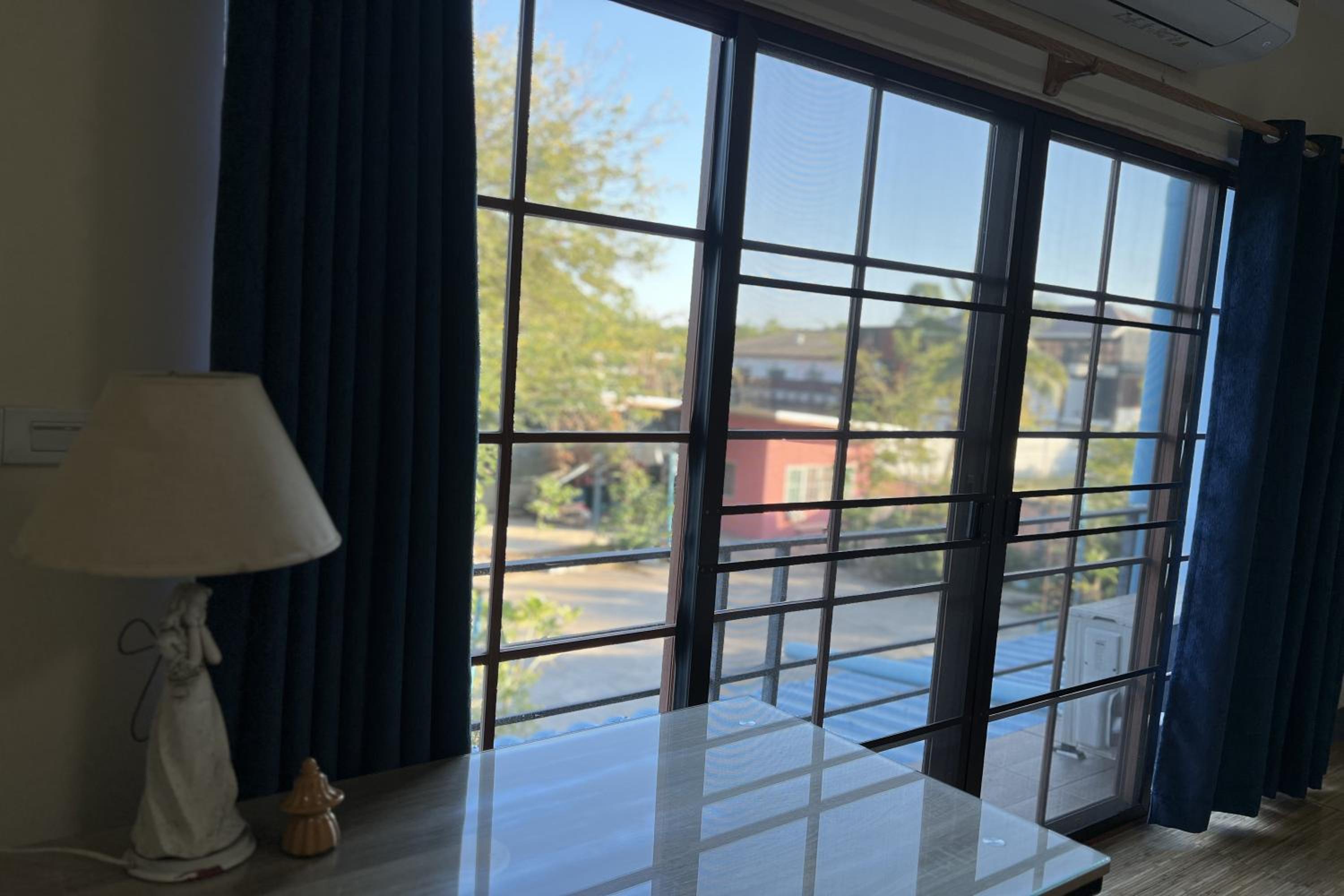 V Tharm Hotel