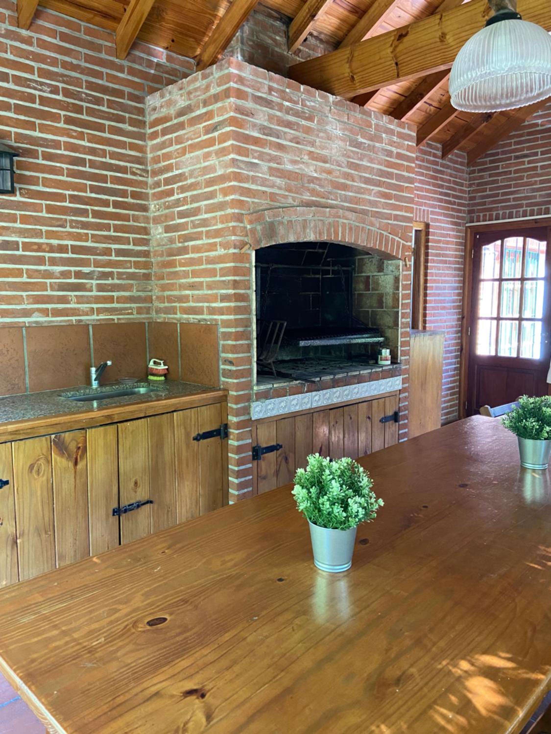 Casa Chalet Encuentros 1998 UBICADA A 1 CUADRA DEL MAR