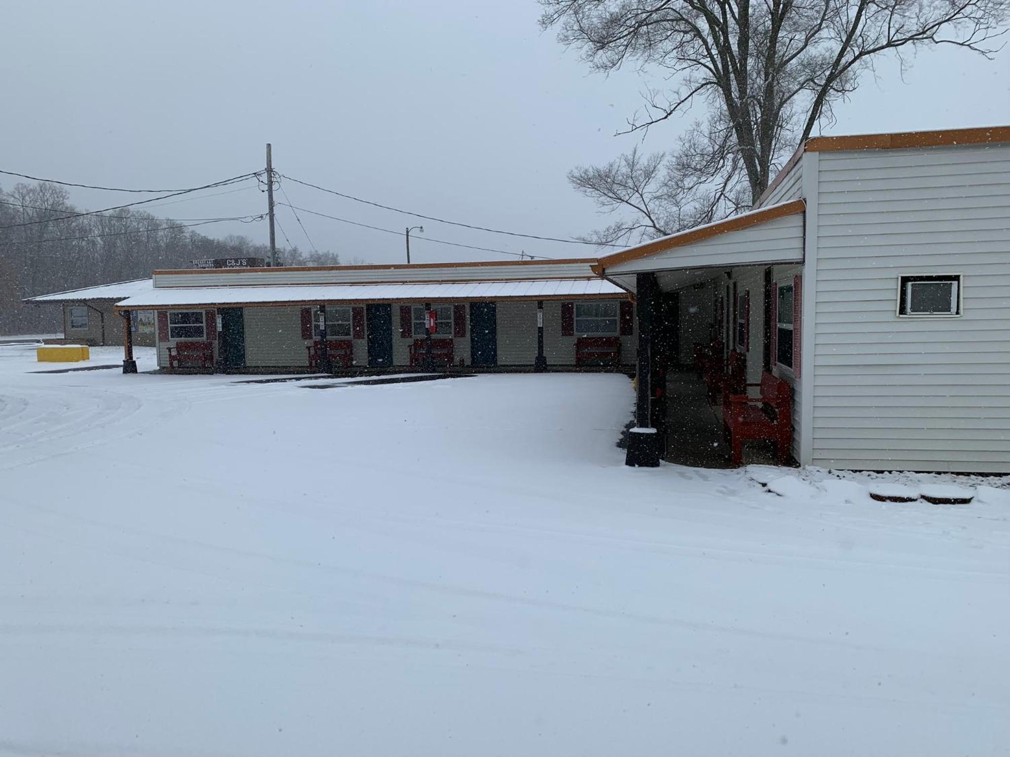 Tour Inn Motel view 3