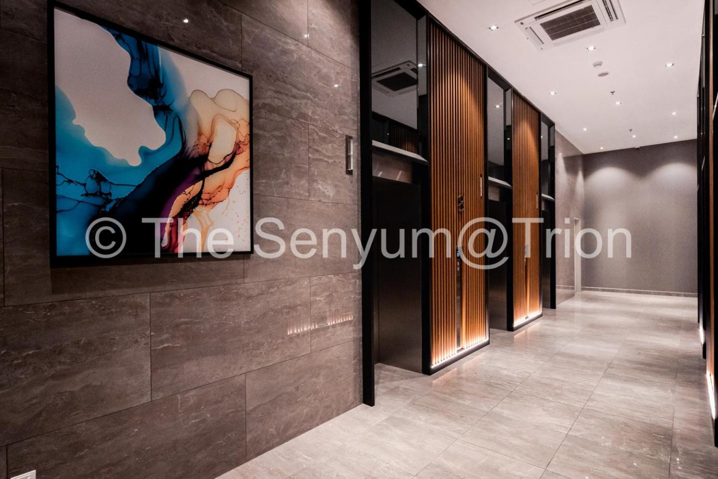 TRION studio 4 PAX tenseven