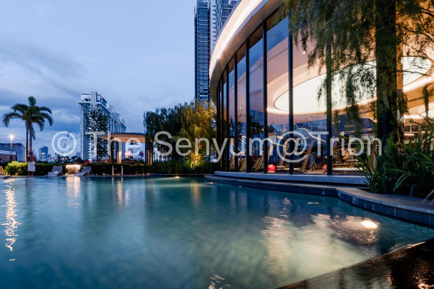 TRION studio 4 PAX tenseven