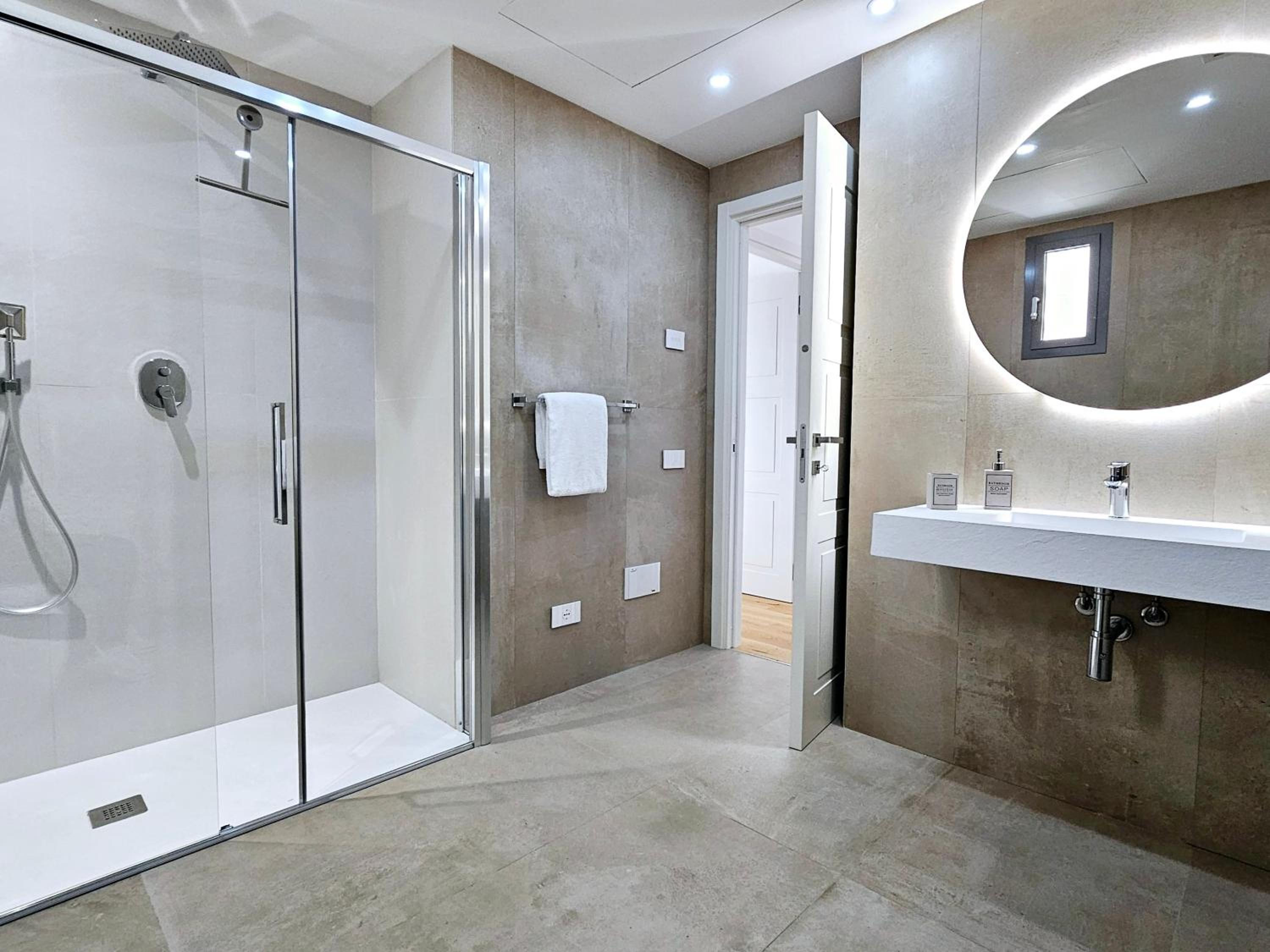 Luxury Apartment