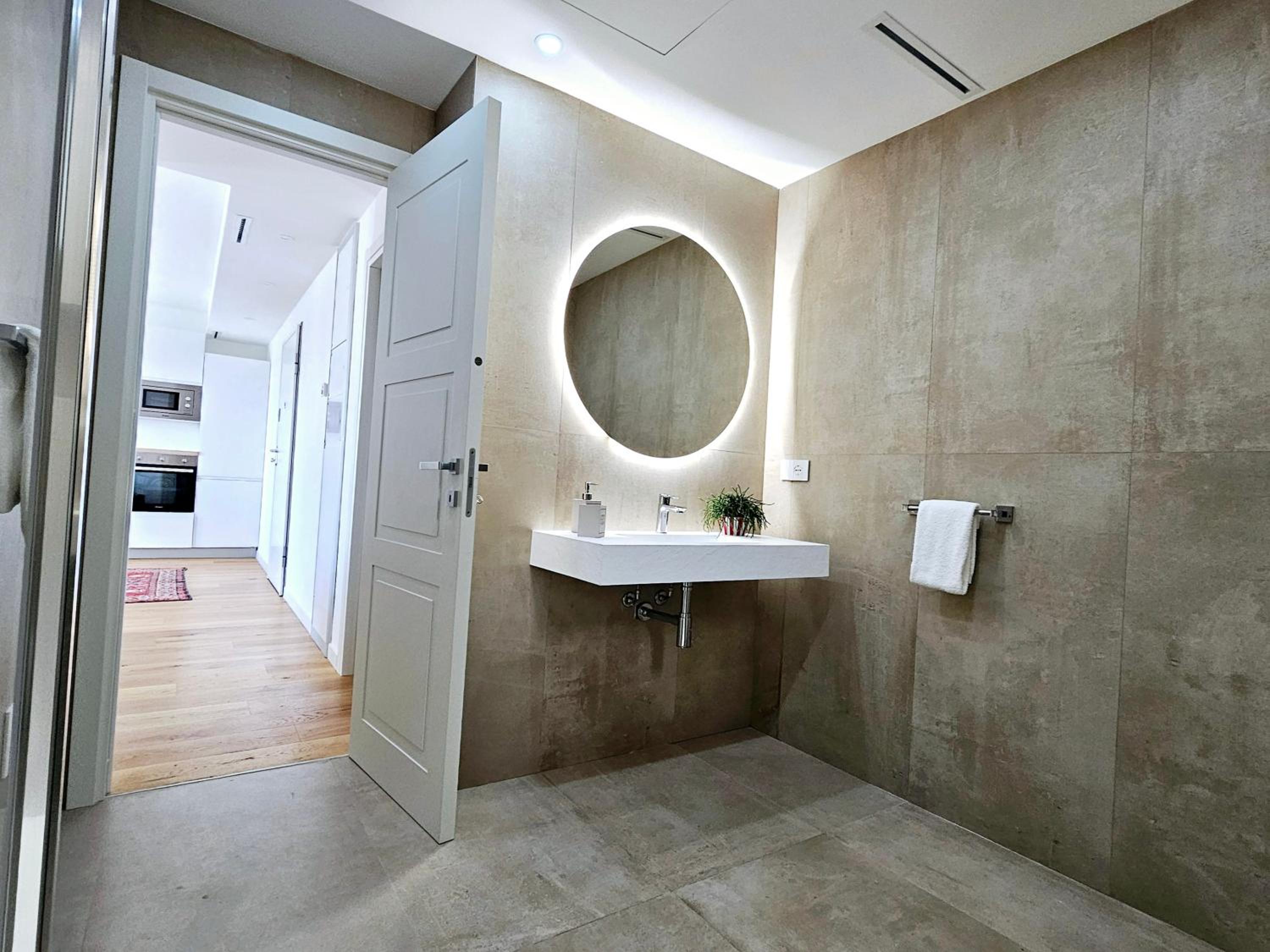 Luxury Apartment