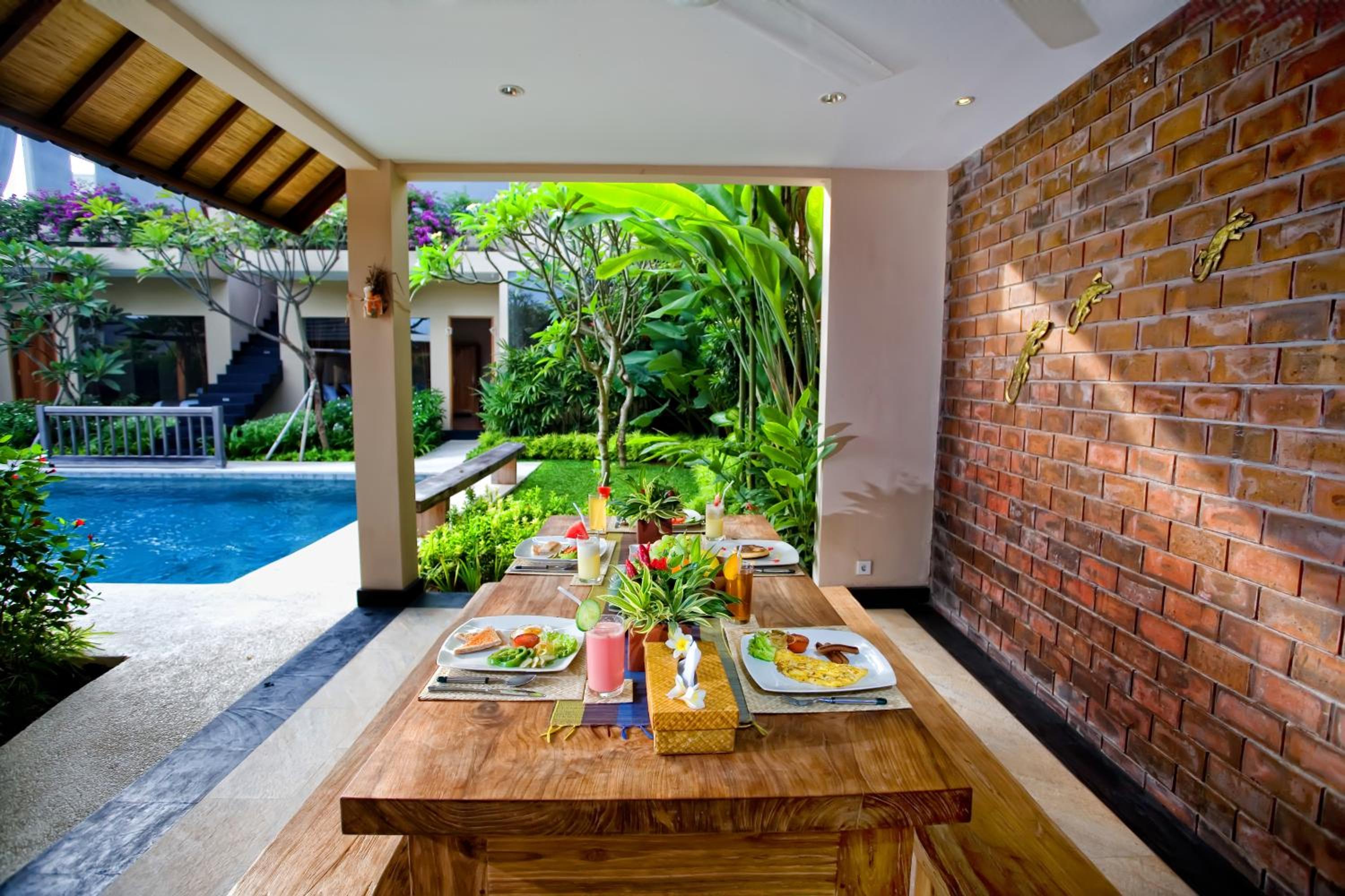 Villa Cokelat view 2