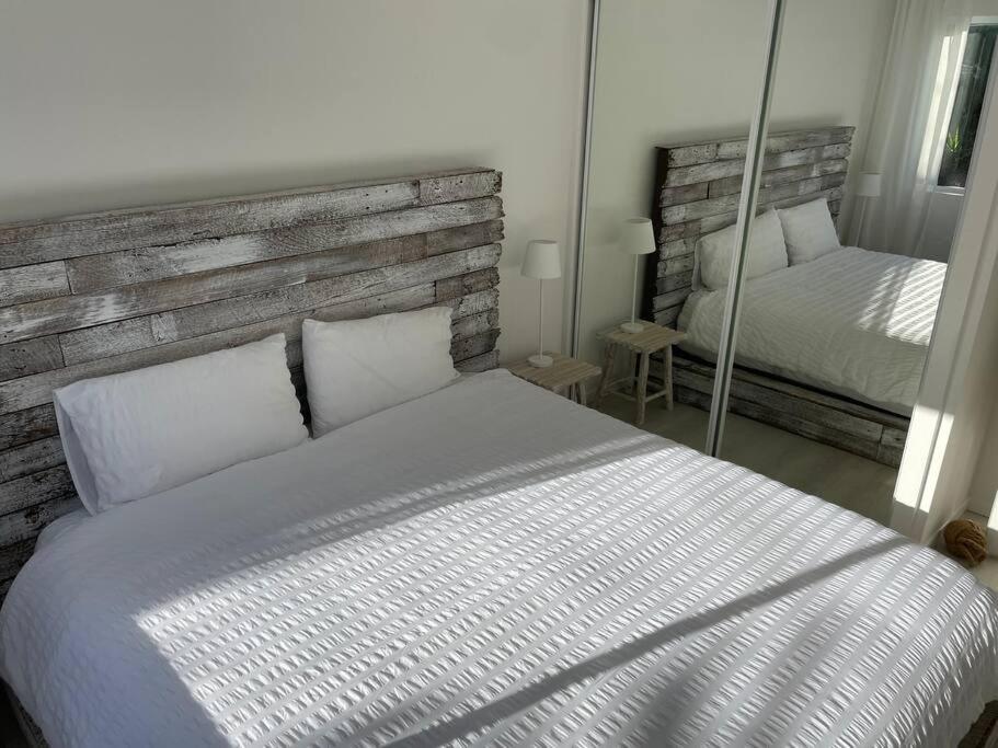 Location Location, sunshine beach, 100 m to beach( HA3)