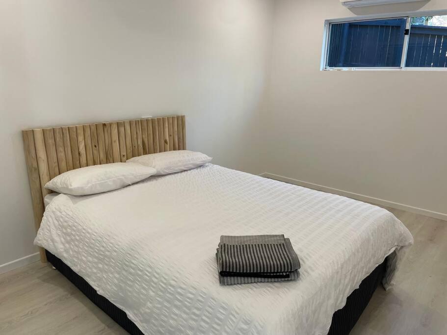 Location Location, sunshine beach, 100 m to beach( HA3)