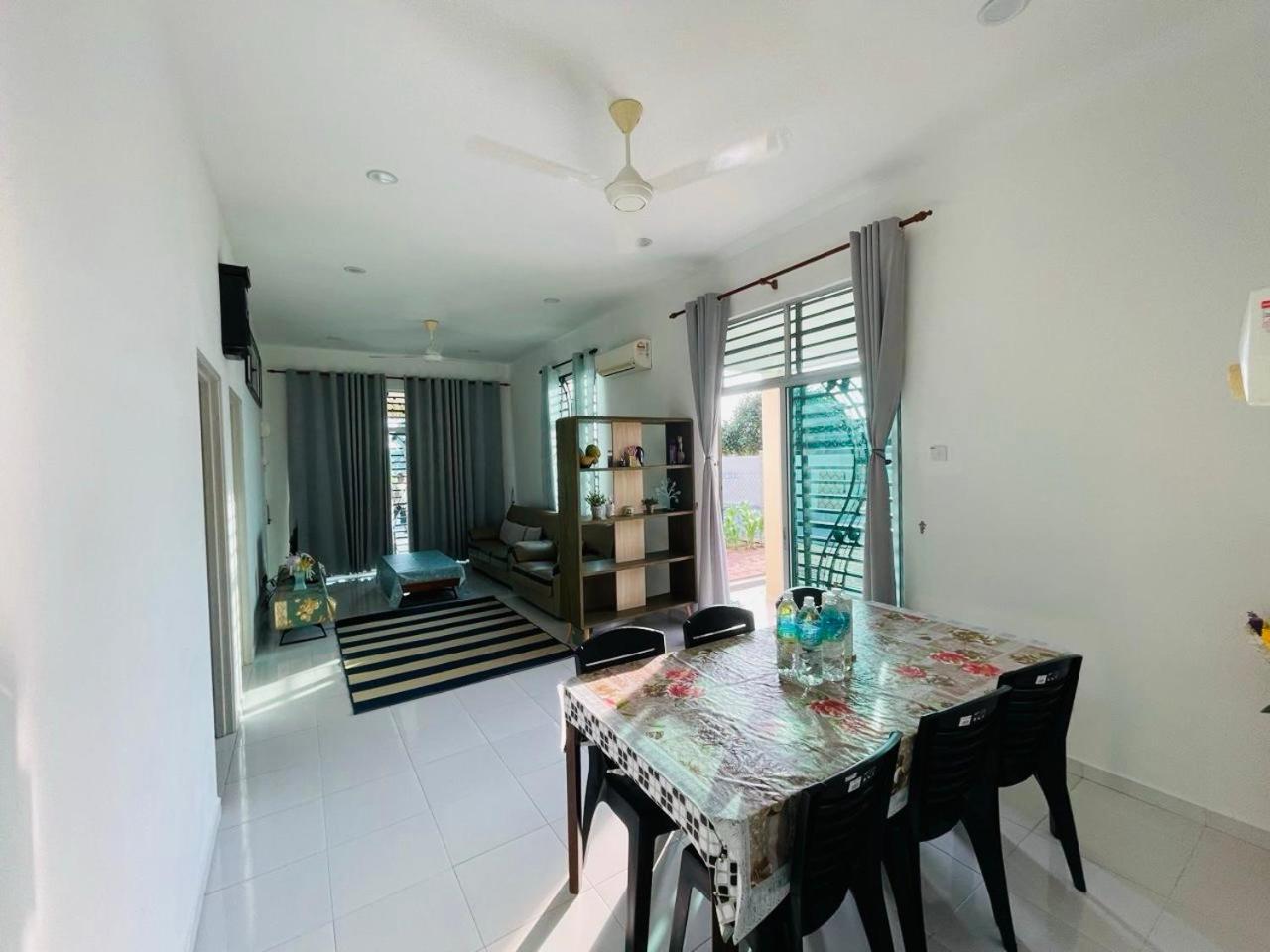 RB HOMESTAY photo 2