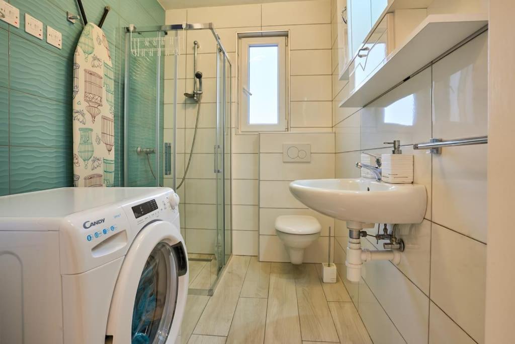2 Bedroom Apartment St. Julians photo 2