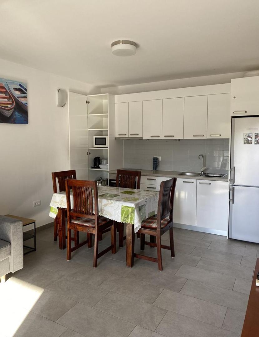 Apartments Lora