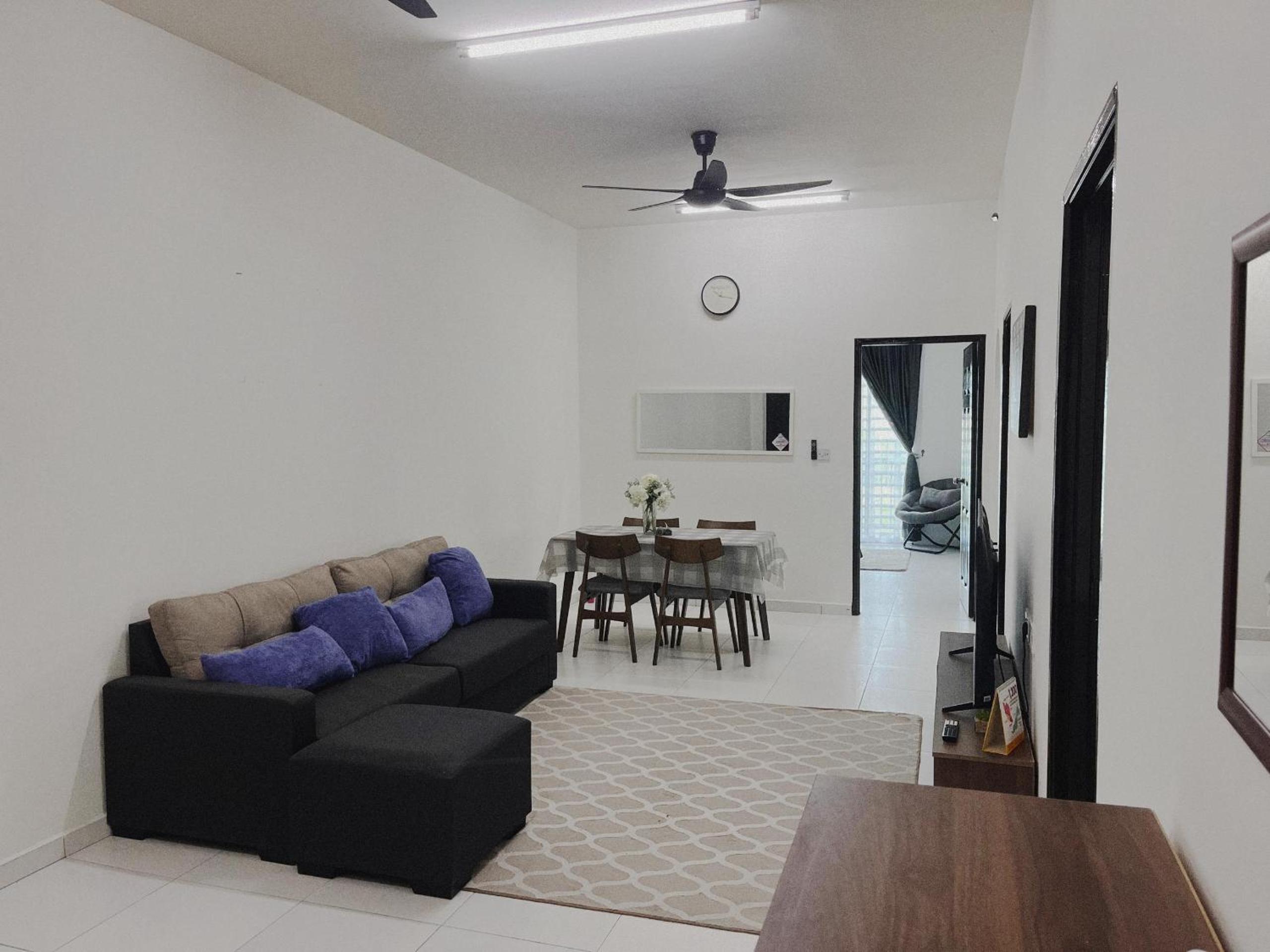 MamaShy Homestay Manjung -FREE WIFI- photo 3