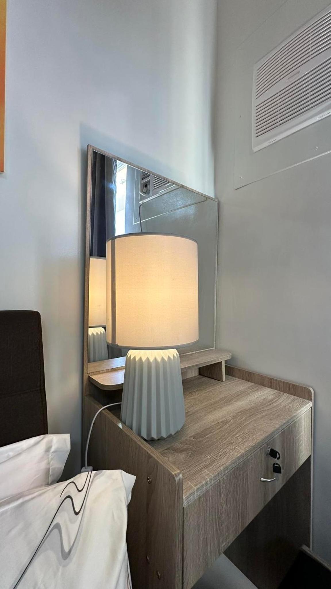 Studio deluxe with Balcony, Swimming pool and gym in Puerto Princesa, Palawan