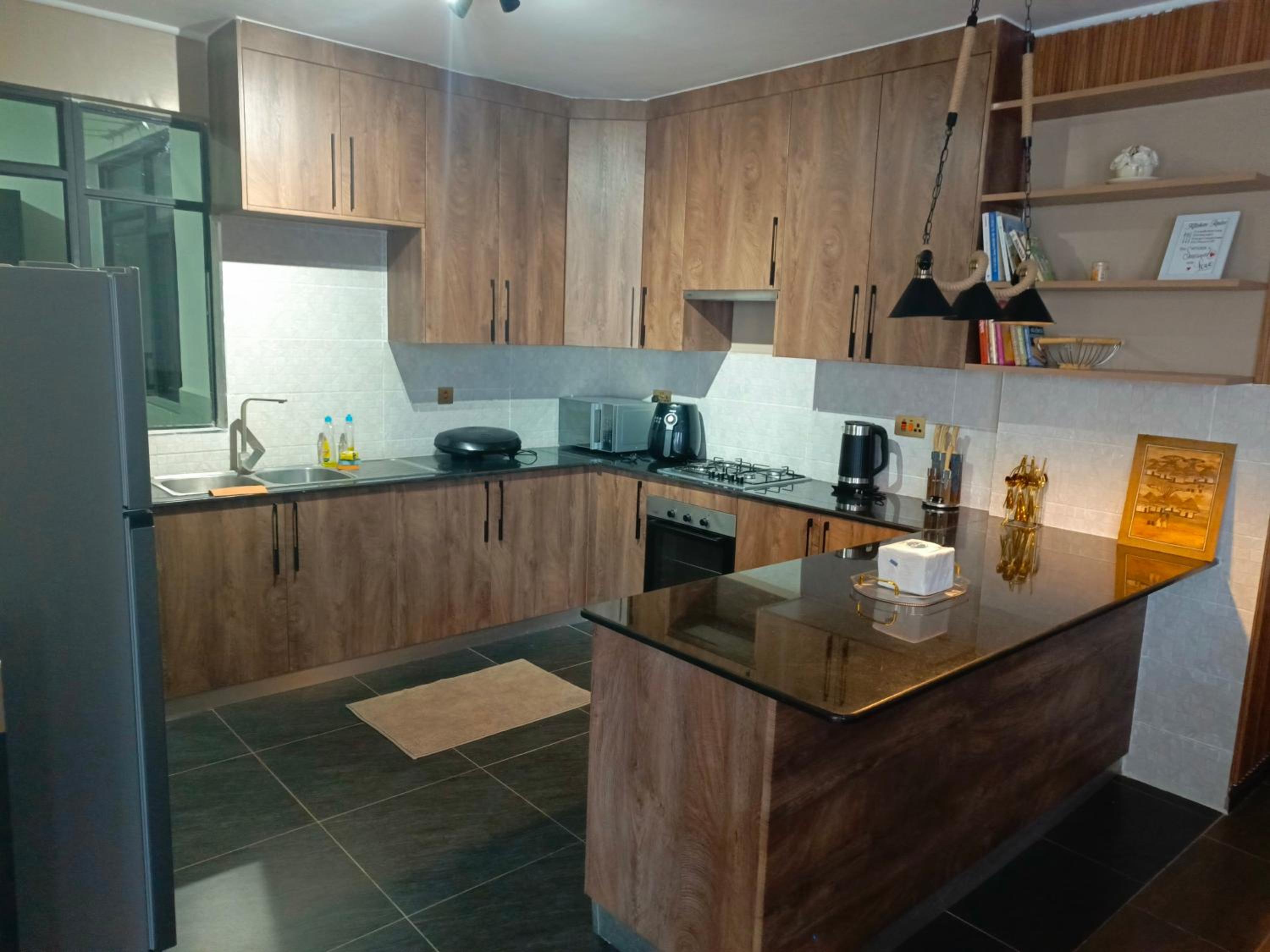 RoseVille Apartment