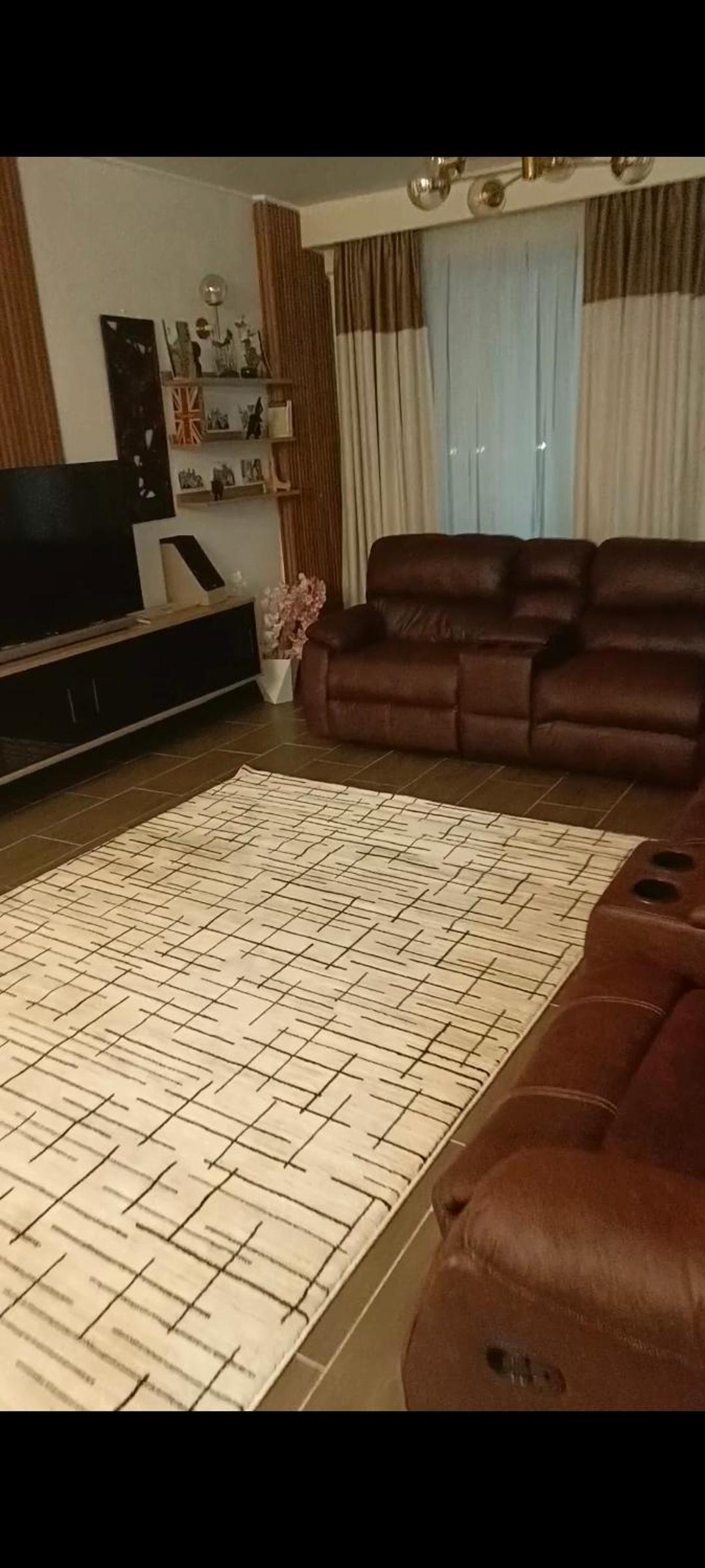 RoseVille Apartment
