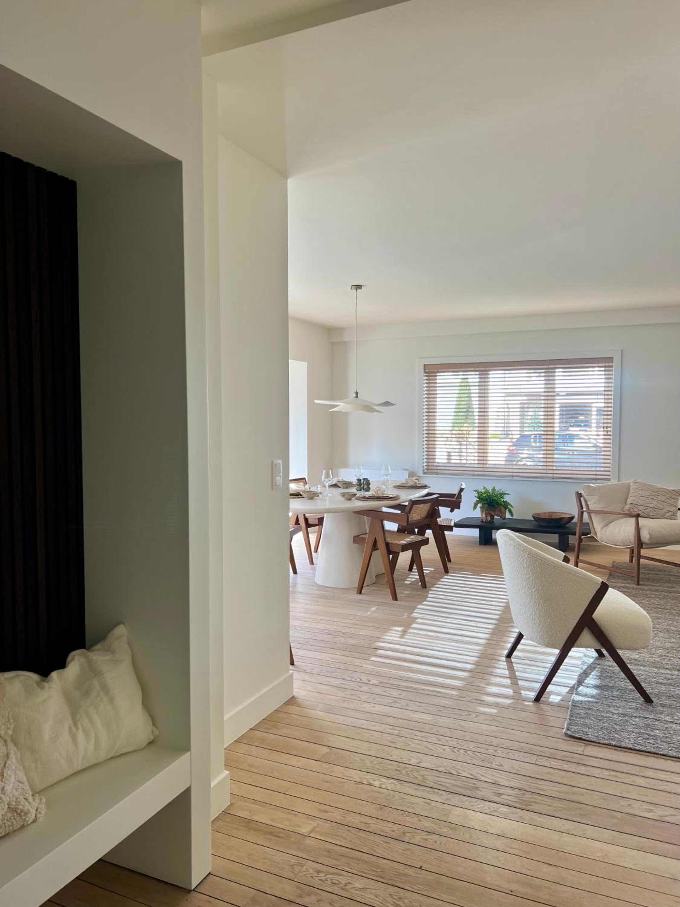 Gelijkvloers appartement met prive parking