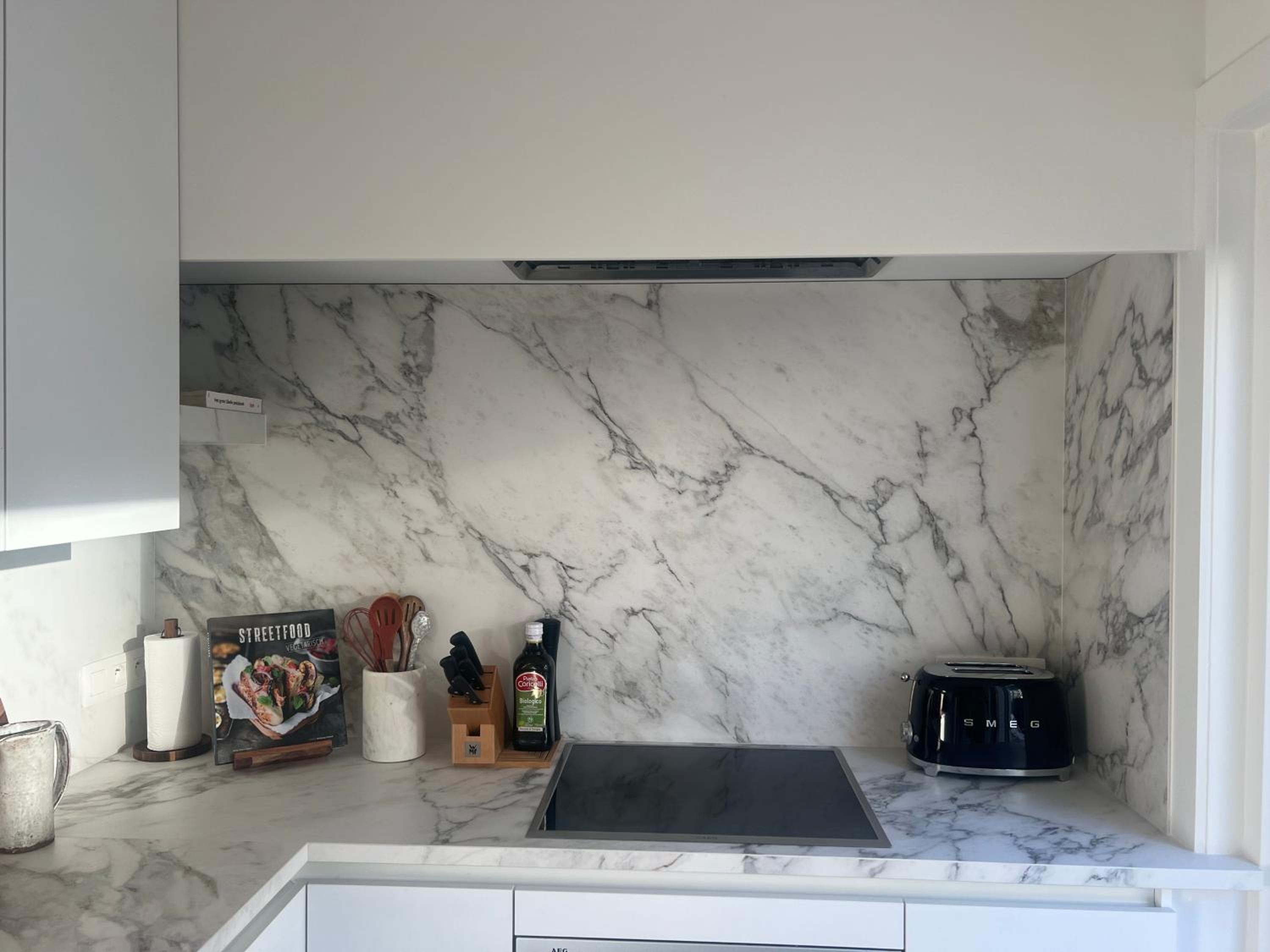 Gelijkvloers appartement met prive parking