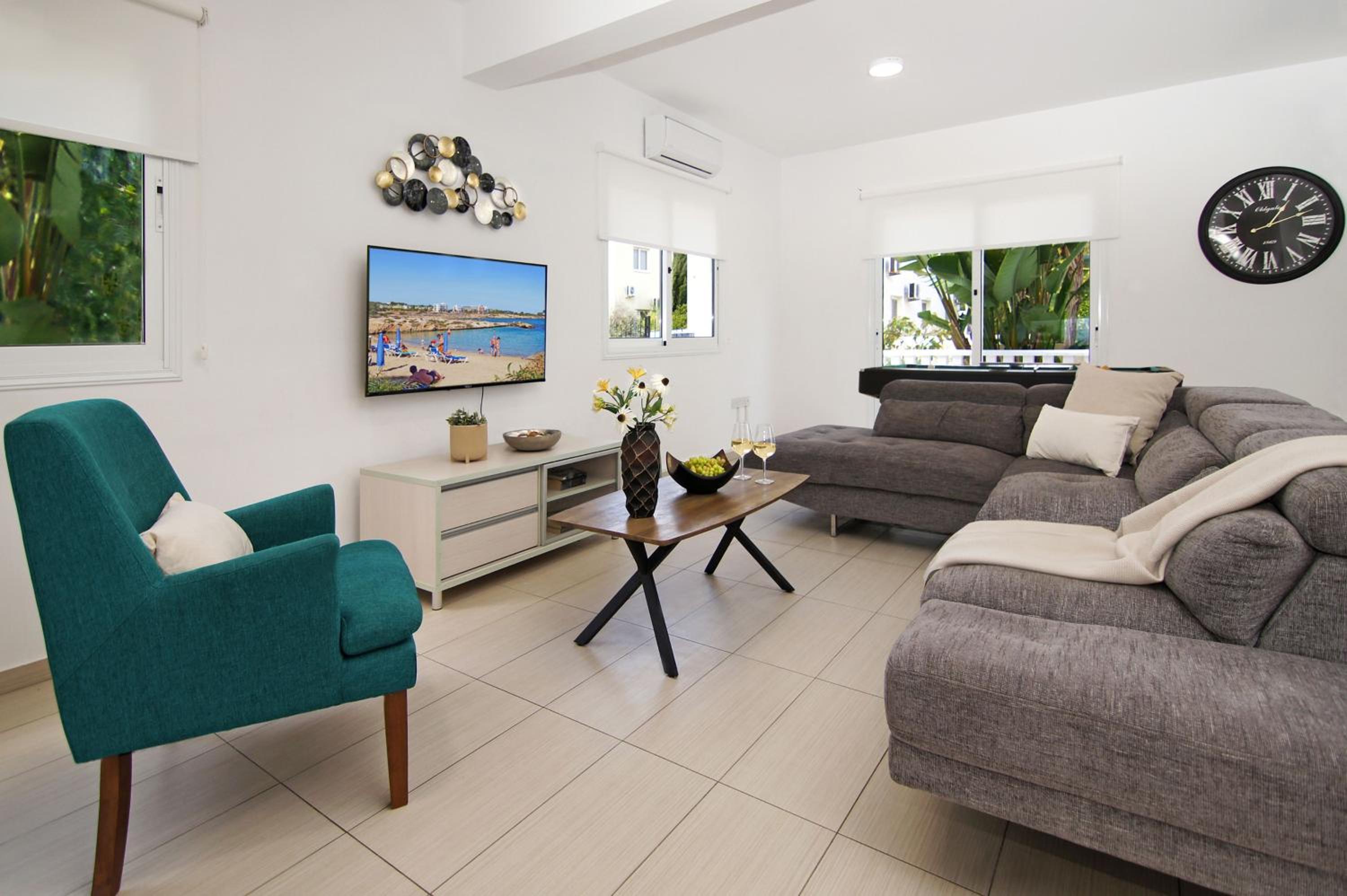 Nissi Sapphire Villa