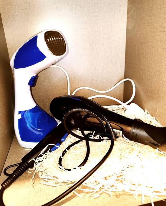 TRION KL Cozy 2R1B TVnGame Box