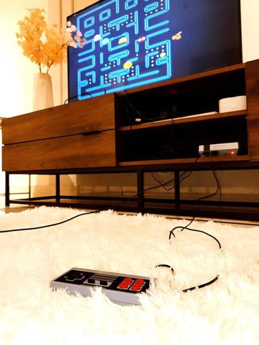 TRION KL Cozy 2R1B TVnGame Box