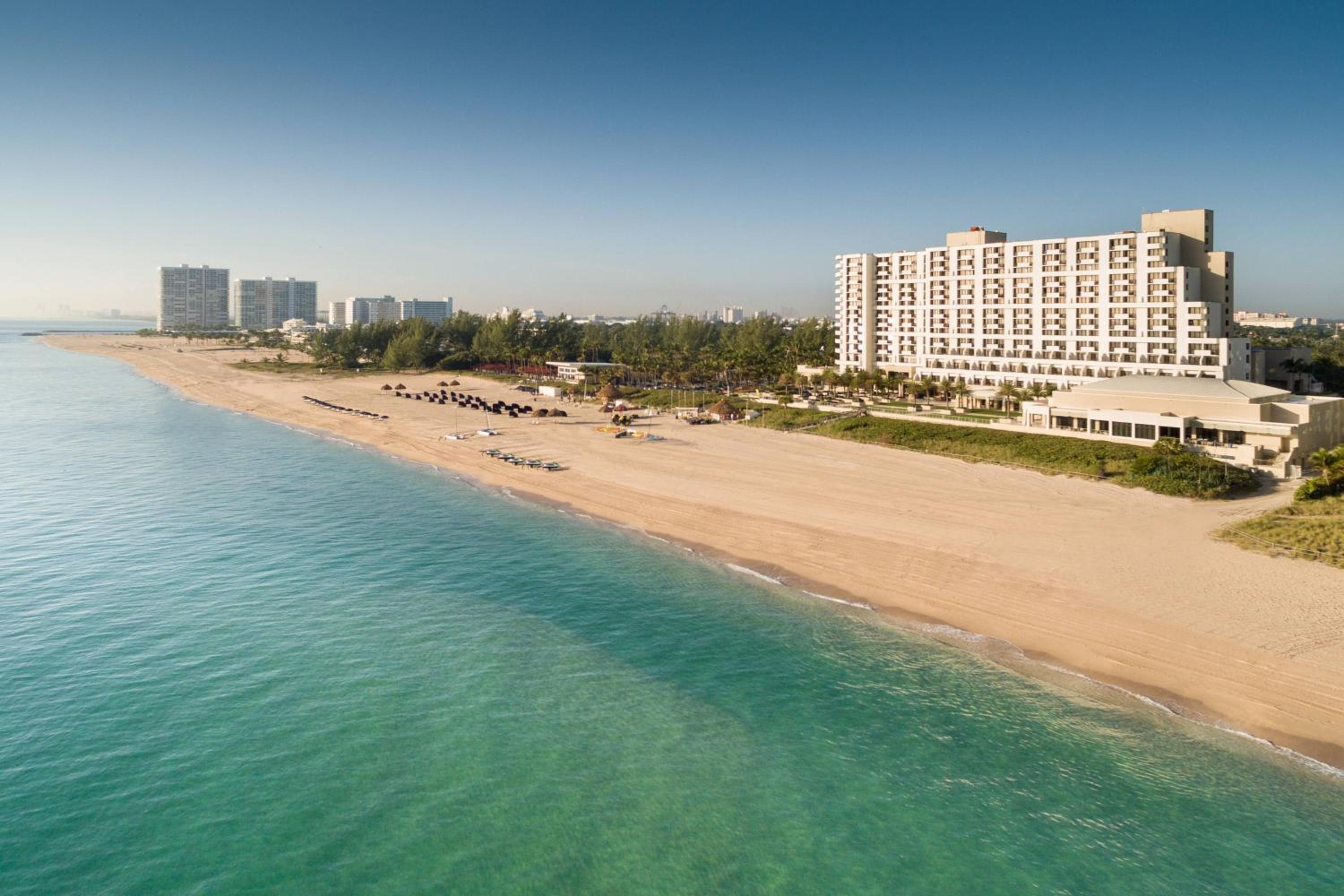 Hotel Fort Lauderdale Marriott Harbor Beach Resort & Spa - Image 1