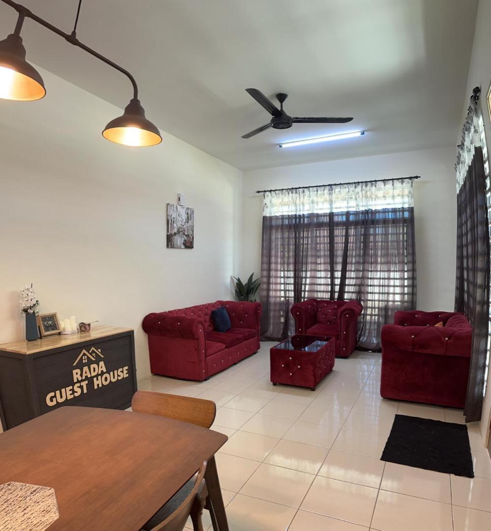 Rada Guesthouse