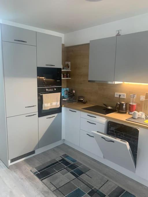 Euphoria/luxurious accomodation