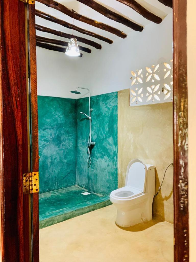 Kiwengwa Vacations - Lazy Beach House - Property Image 20