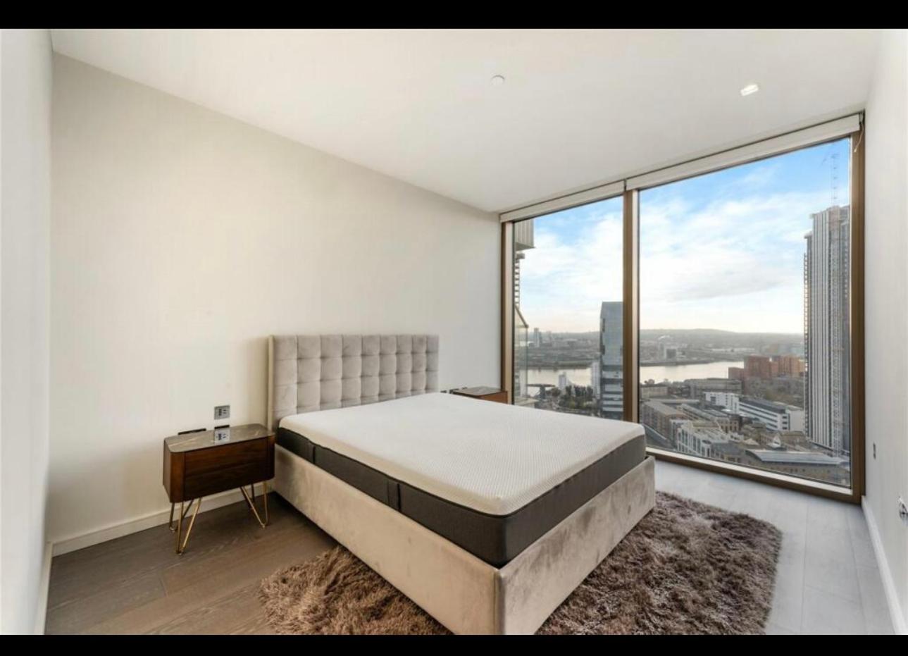 Trendy, modern 2 bed apartment!